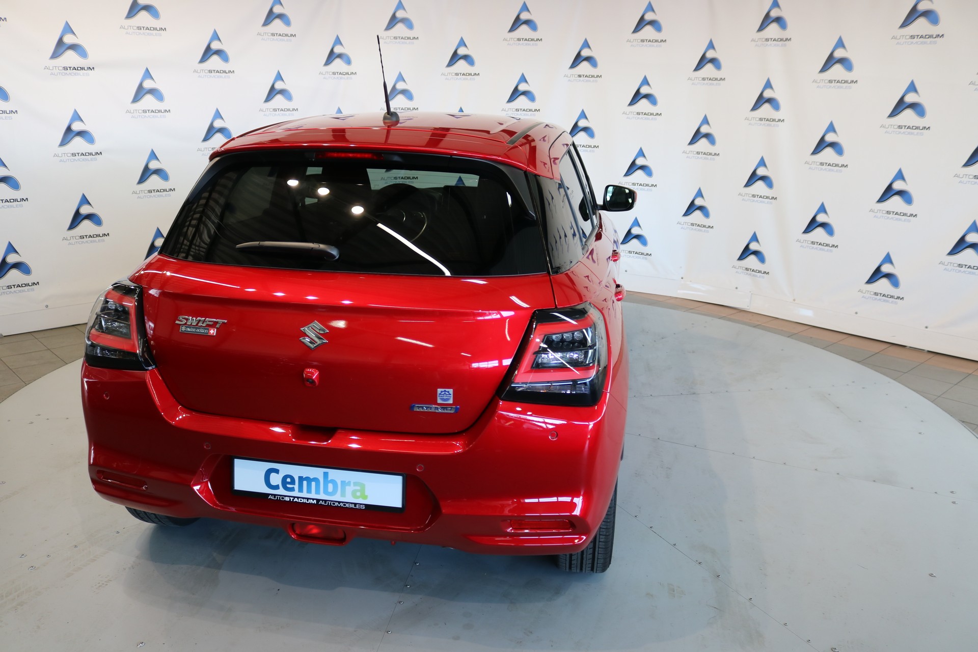 SUZUKI Swift SWISS EDITION Hybrid CVT-image-24