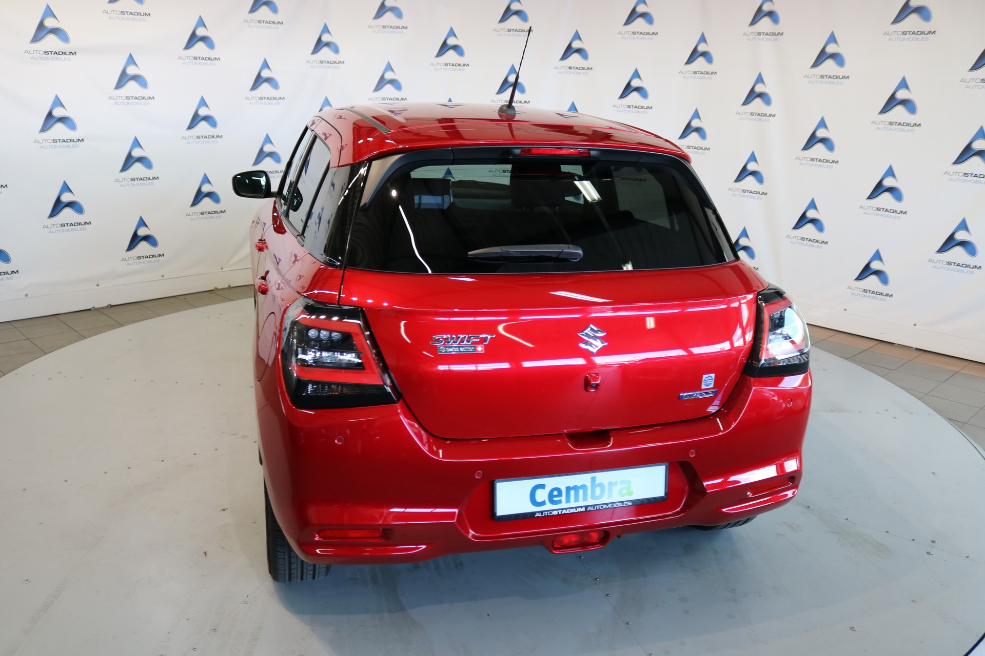 SUZUKI Swift SWISS EDITION Hybrid CVT-image-22