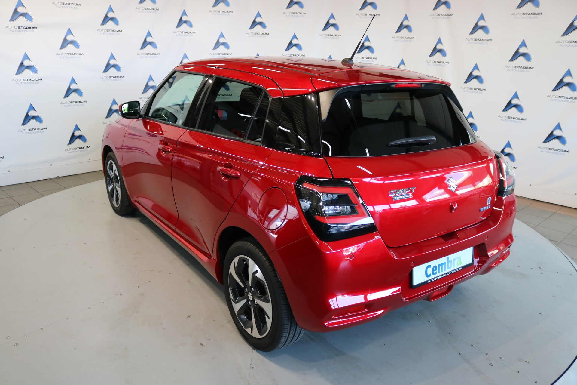 SUZUKI Swift SWISS EDITION Hybrid CVT-image-20