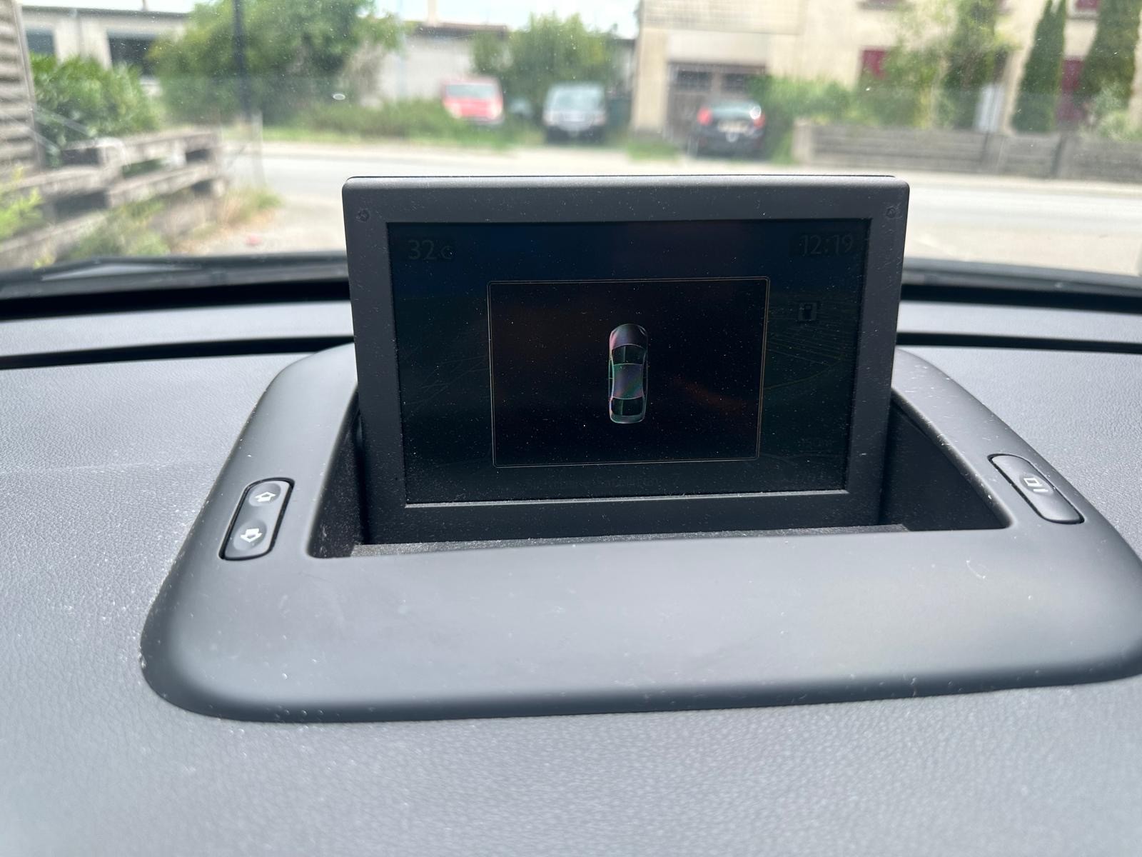 PEUGEOT 5008 2.0 HDI Allure Automatic-image-13