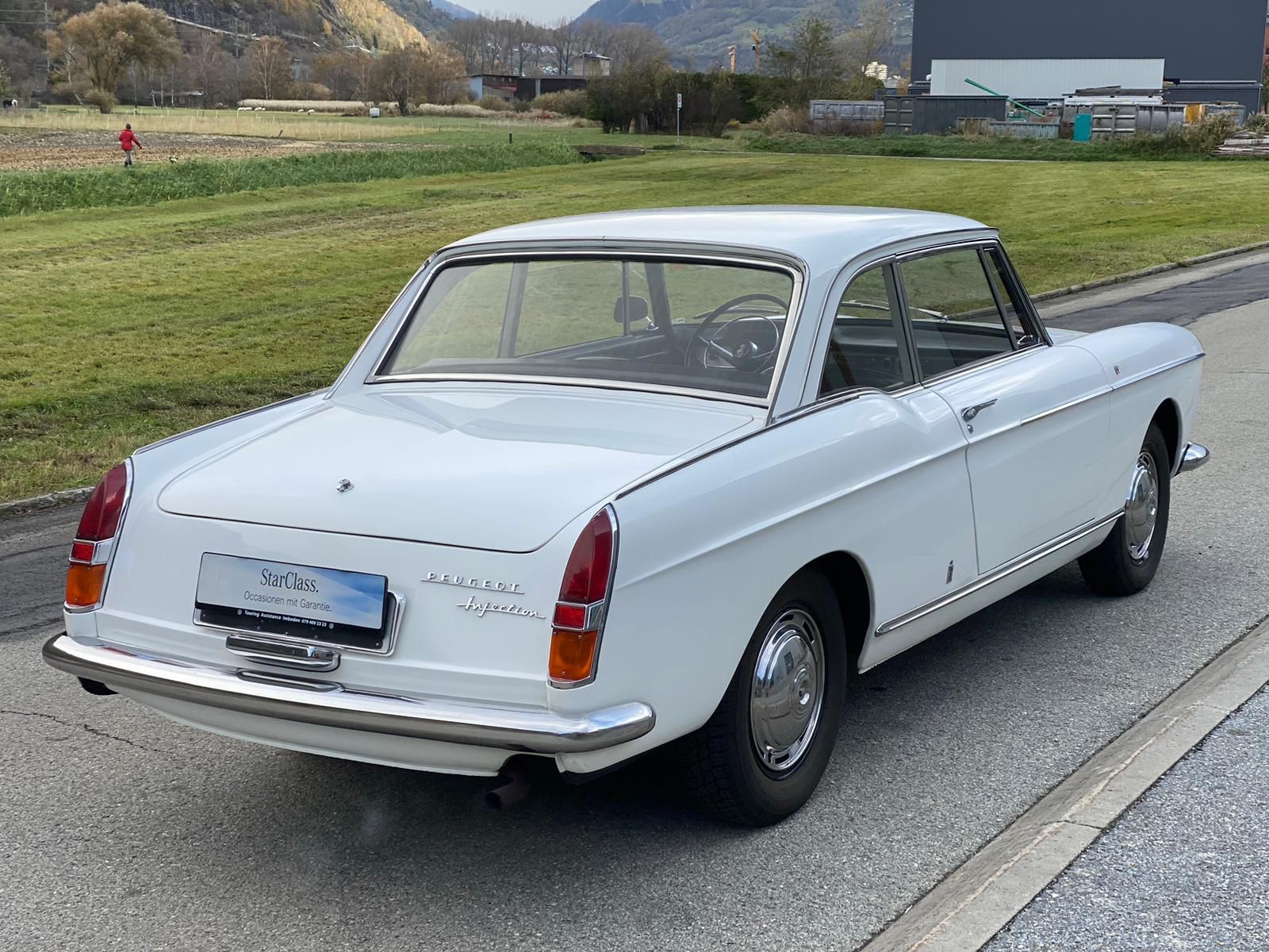 PEUGEOT 404 injection-image-13