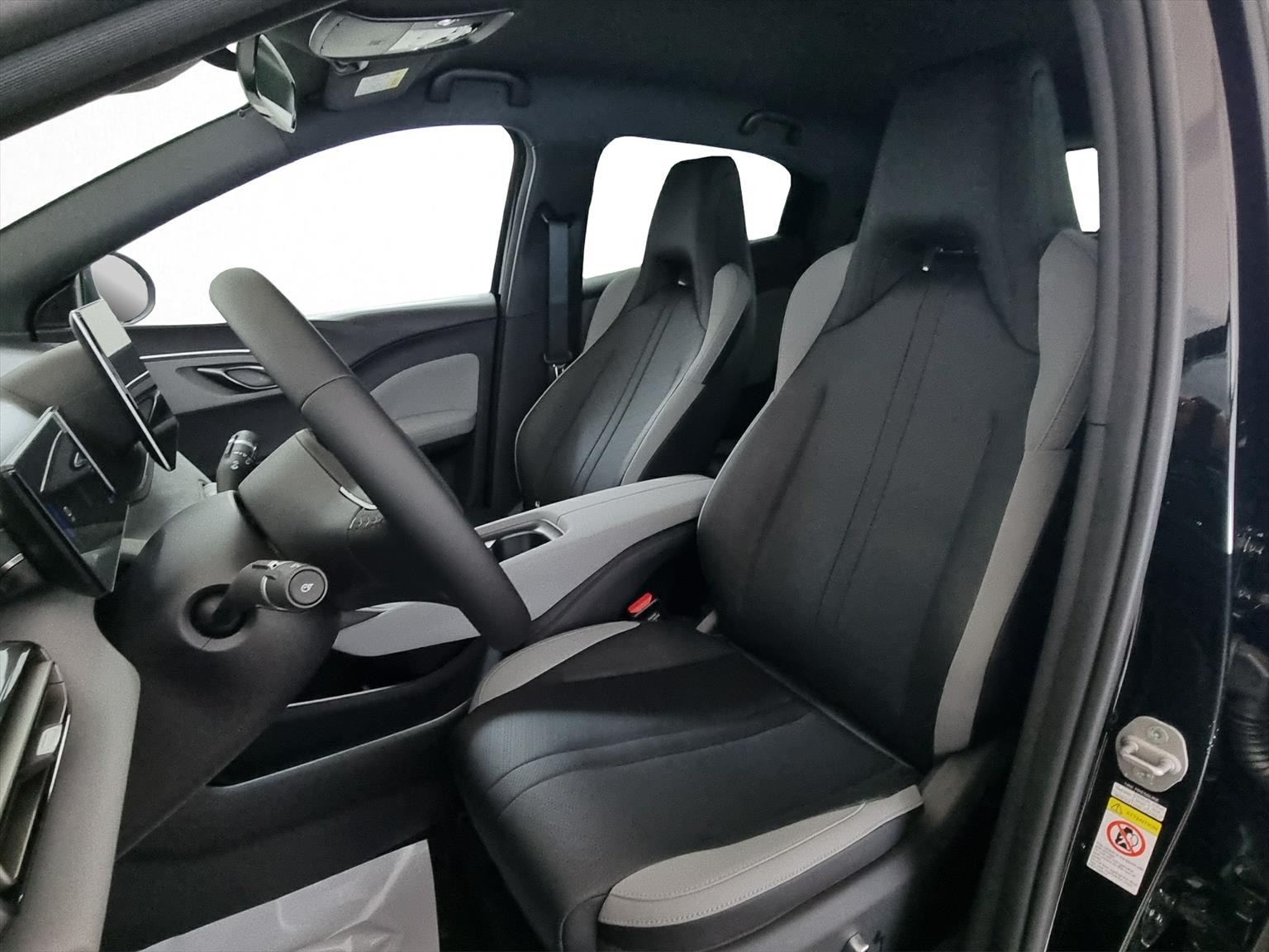 BYD Dolphin Surf 43kWh Comfort-image-5