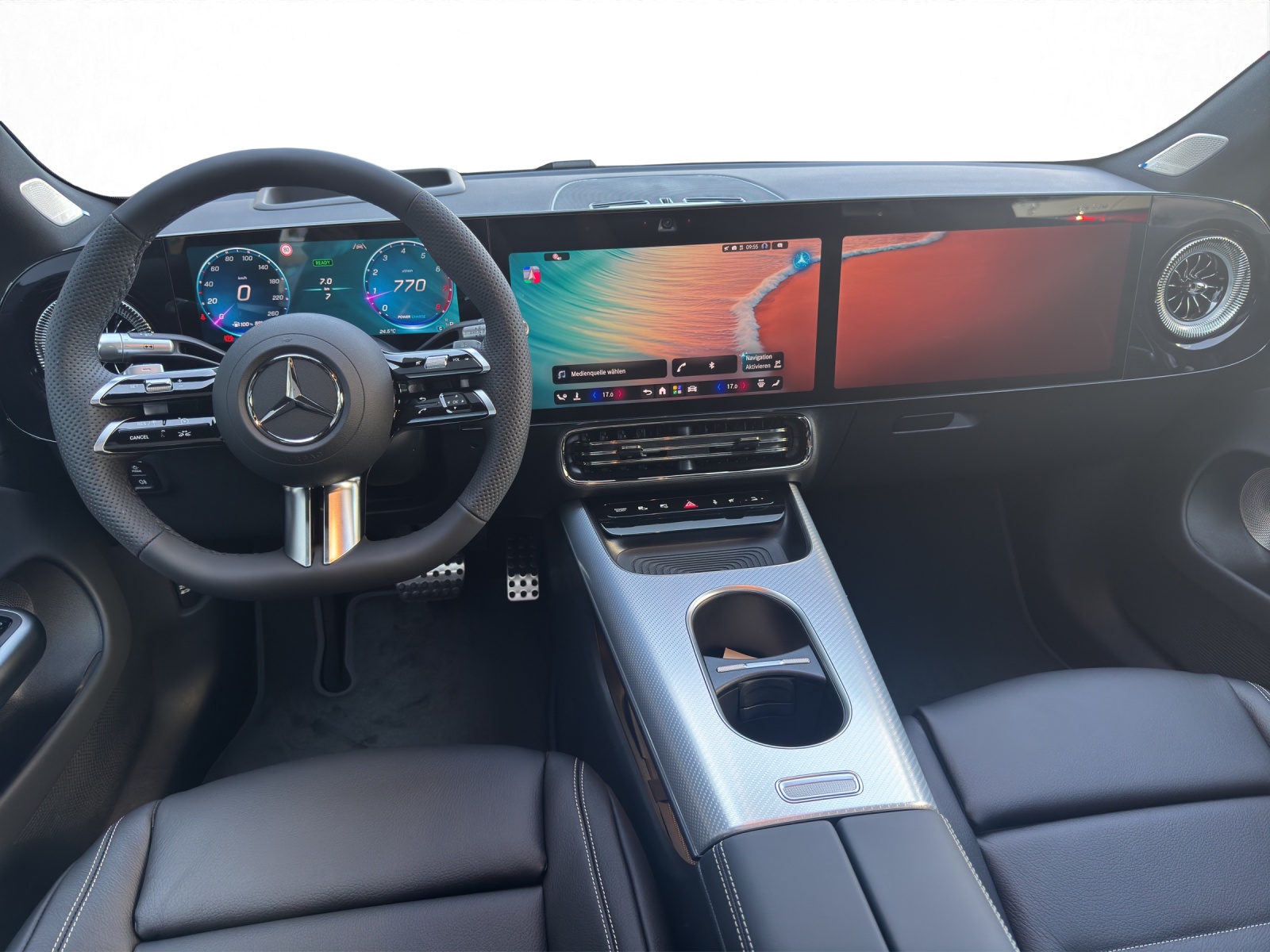 MERCEDES-BENZ CLA 220 AMG Line 4Matic-image-14