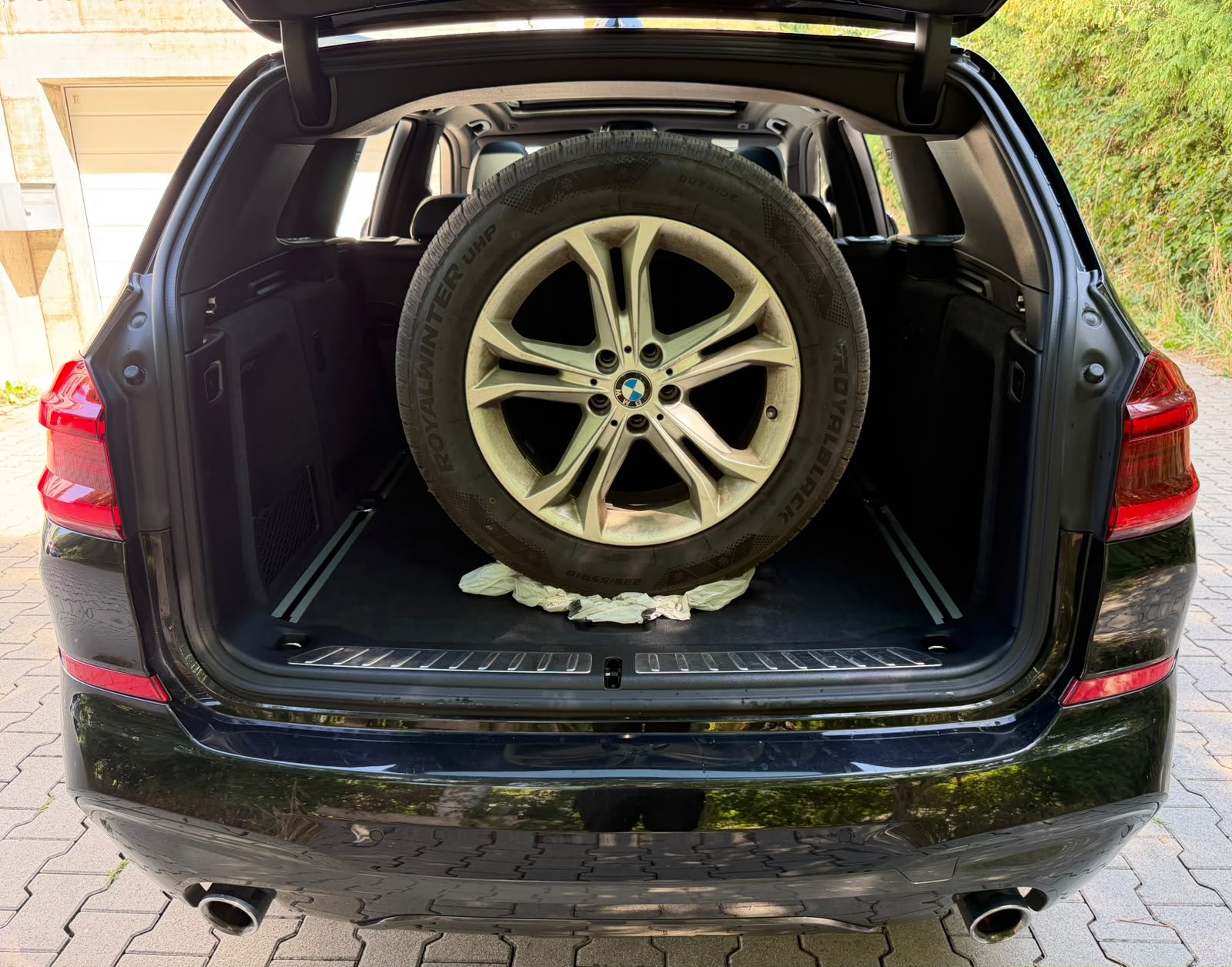 BMW X3 xDrive 20d Individual M Sport Steptronic-image-15