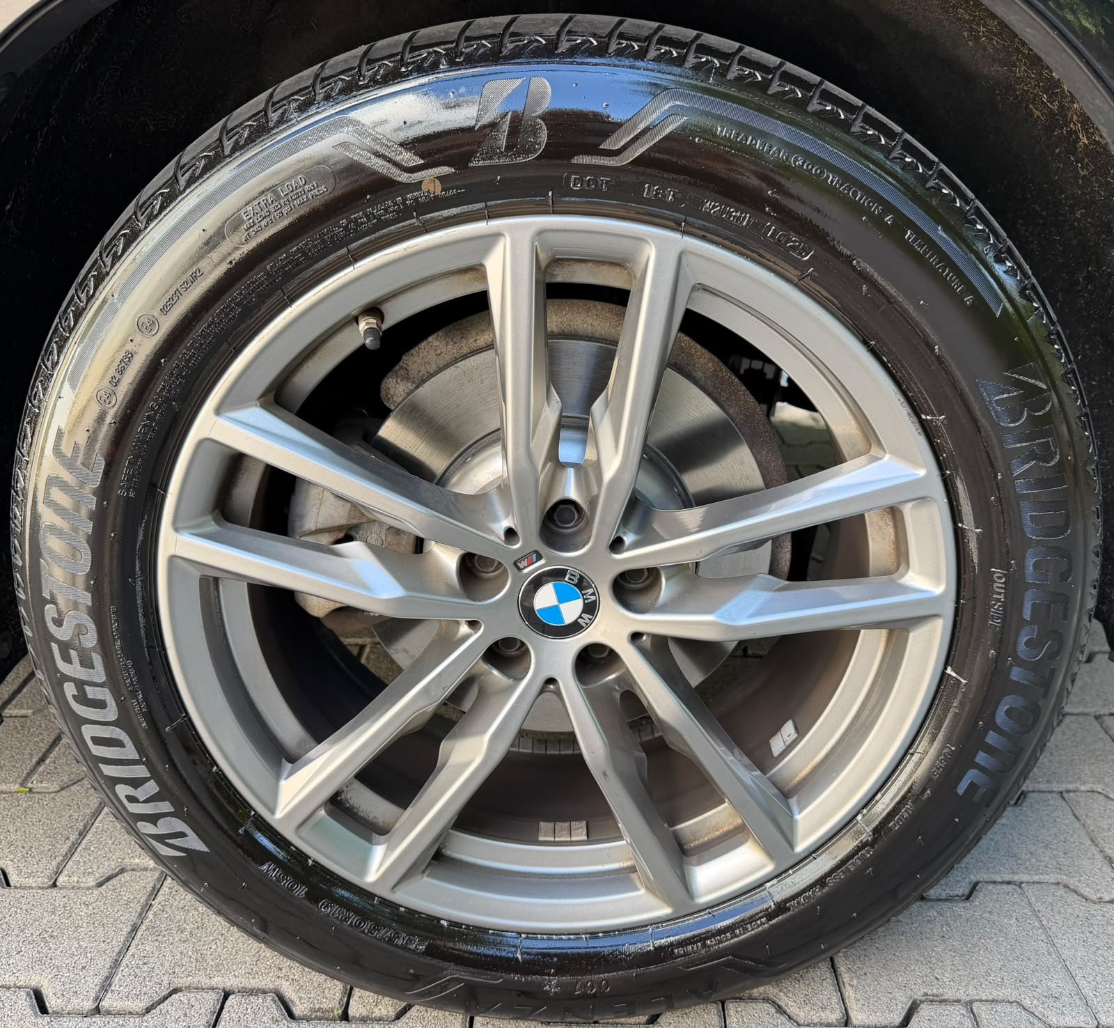 BMW X3 xDrive 20d Individual M Sport Steptronic-image-8