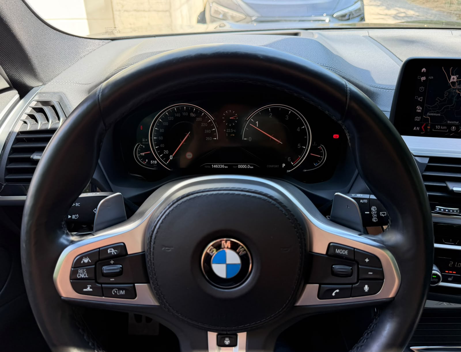 BMW X3 xDrive 20d Individual M Sport Steptronic-image-27