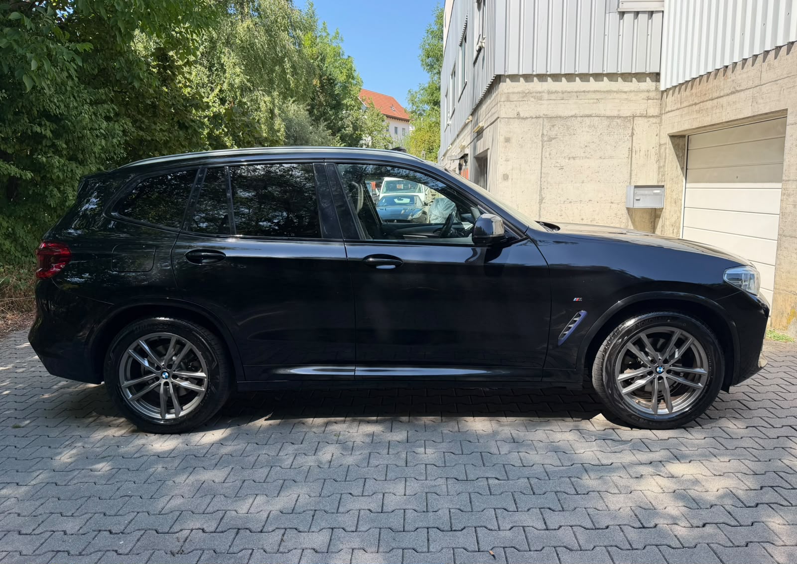 BMW X3 xDrive 20d Individual M Sport Steptronic-image-5