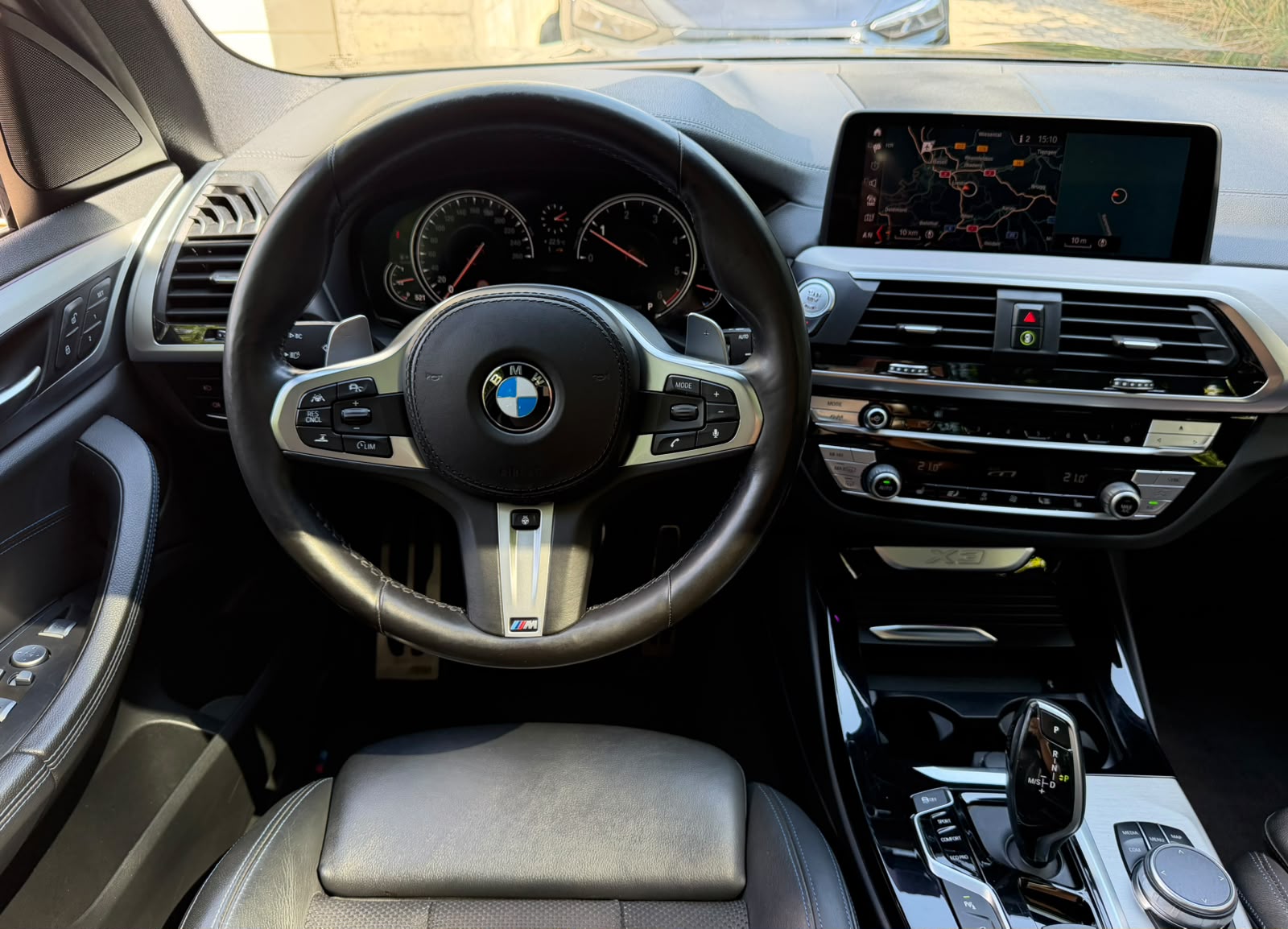 BMW X3 xDrive 20d Individual M Sport Steptronic-image-24