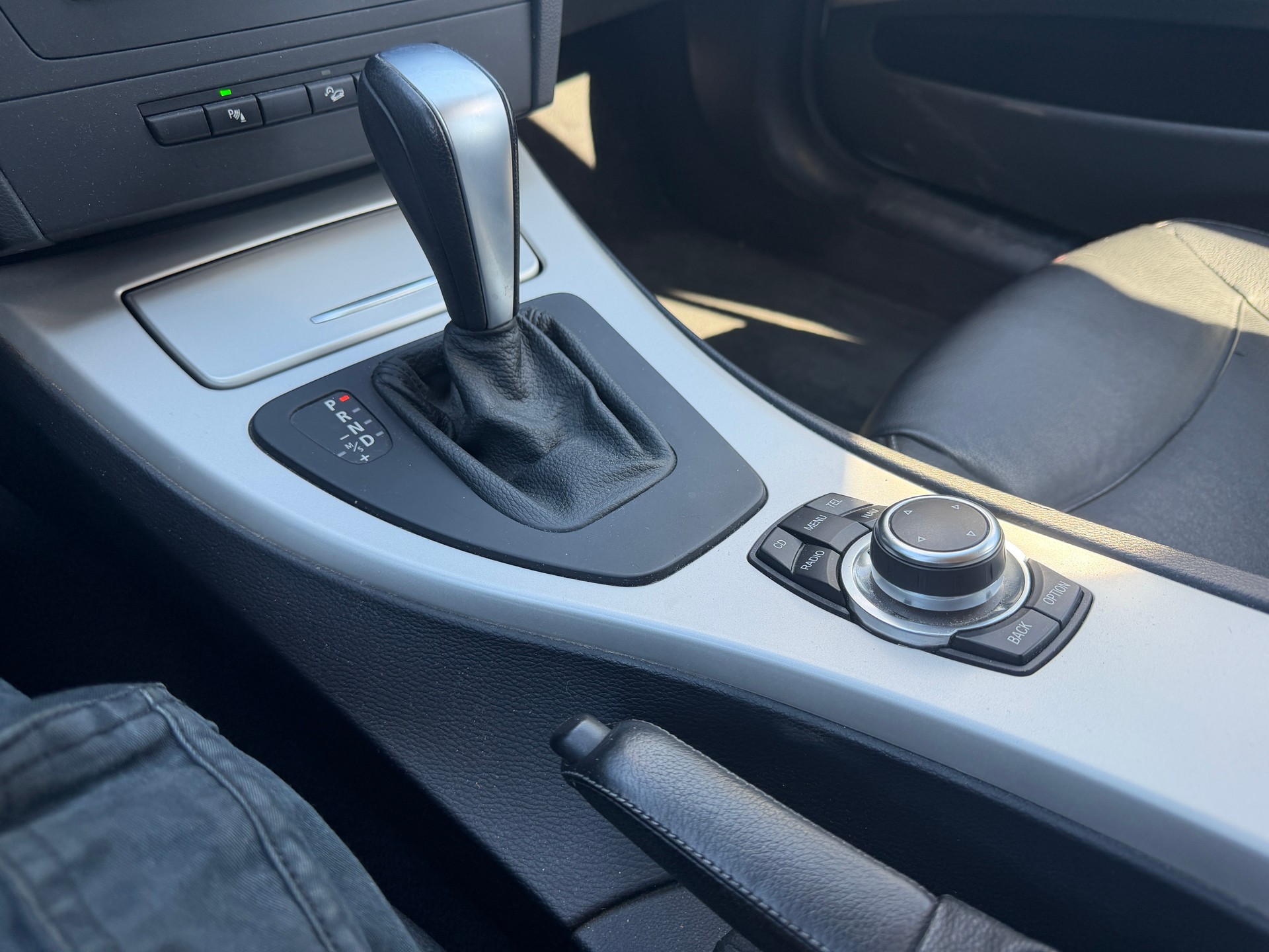BMW 320d xDrive Touring Dynamic Edition Steptronic-image-7
