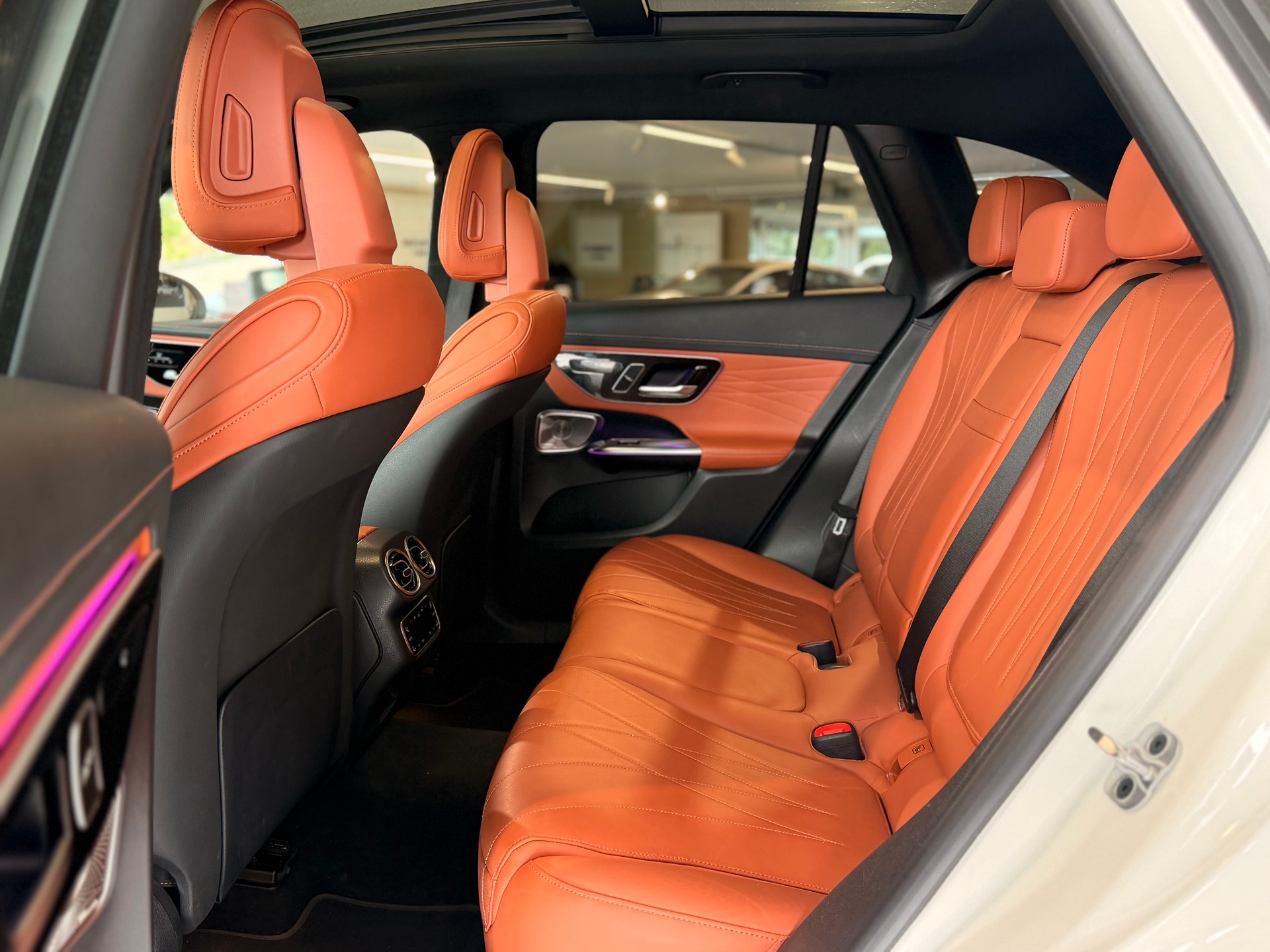 MERCEDES-BENZ GLC 220 d 4Matic 9G-Tronic-image-18