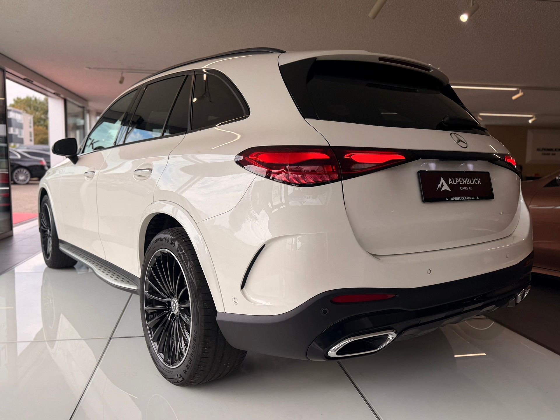 MERCEDES-BENZ GLC 220 d 4Matic 9G-Tronic-image-6