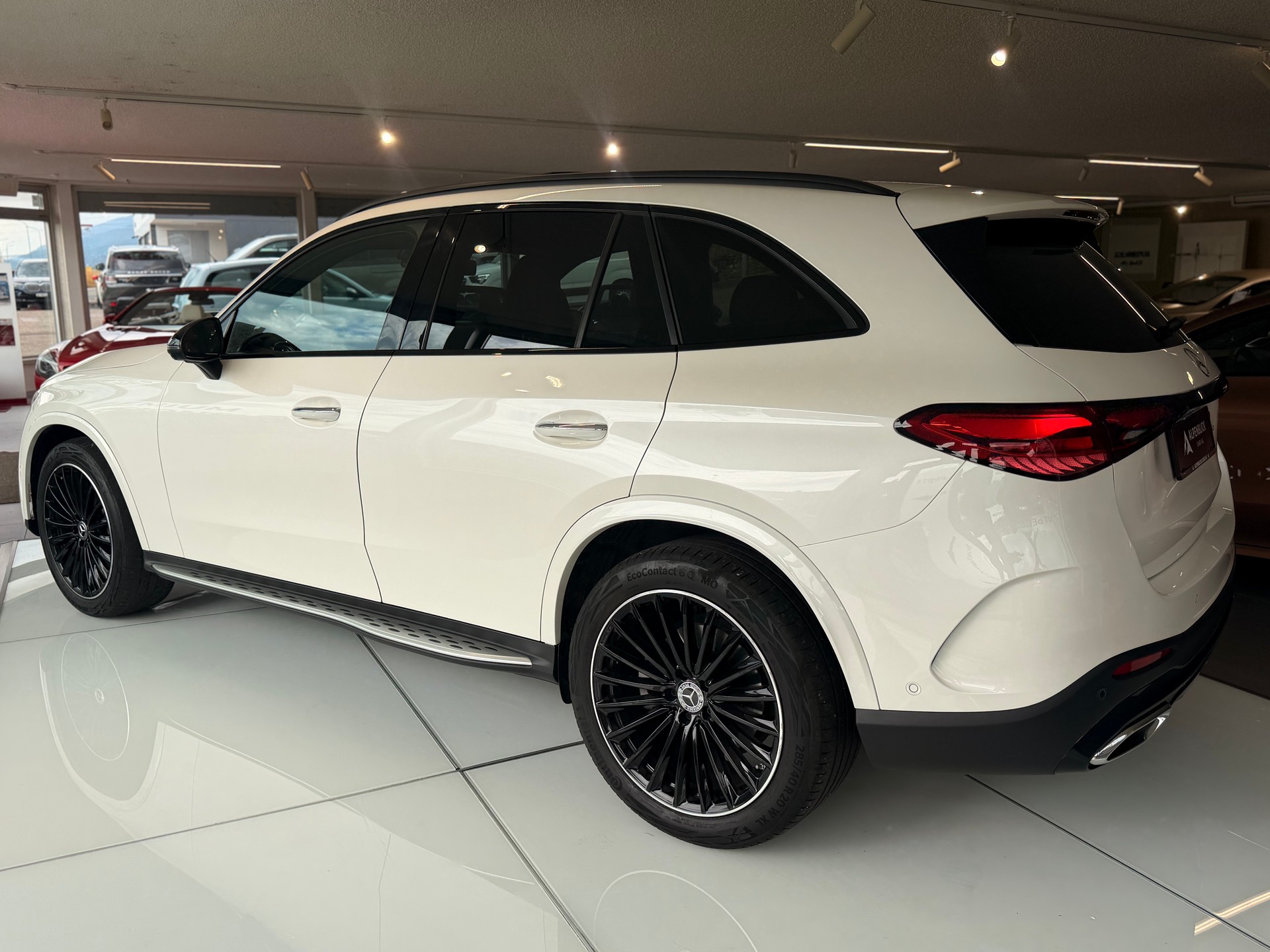 MERCEDES-BENZ GLC 220 d 4Matic 9G-Tronic-image-9
