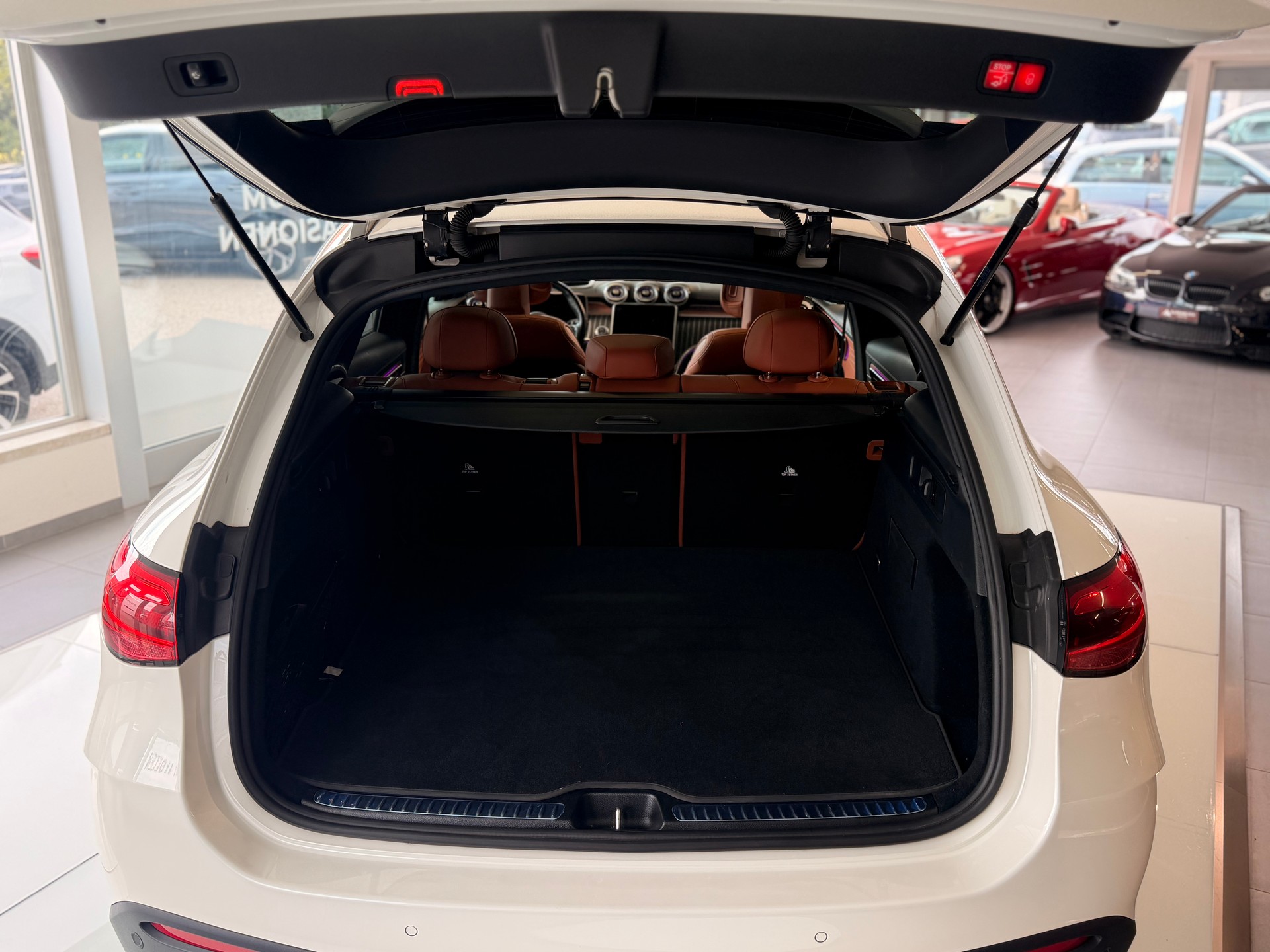 MERCEDES-BENZ GLC 220 d 4Matic 9G-Tronic-image-20