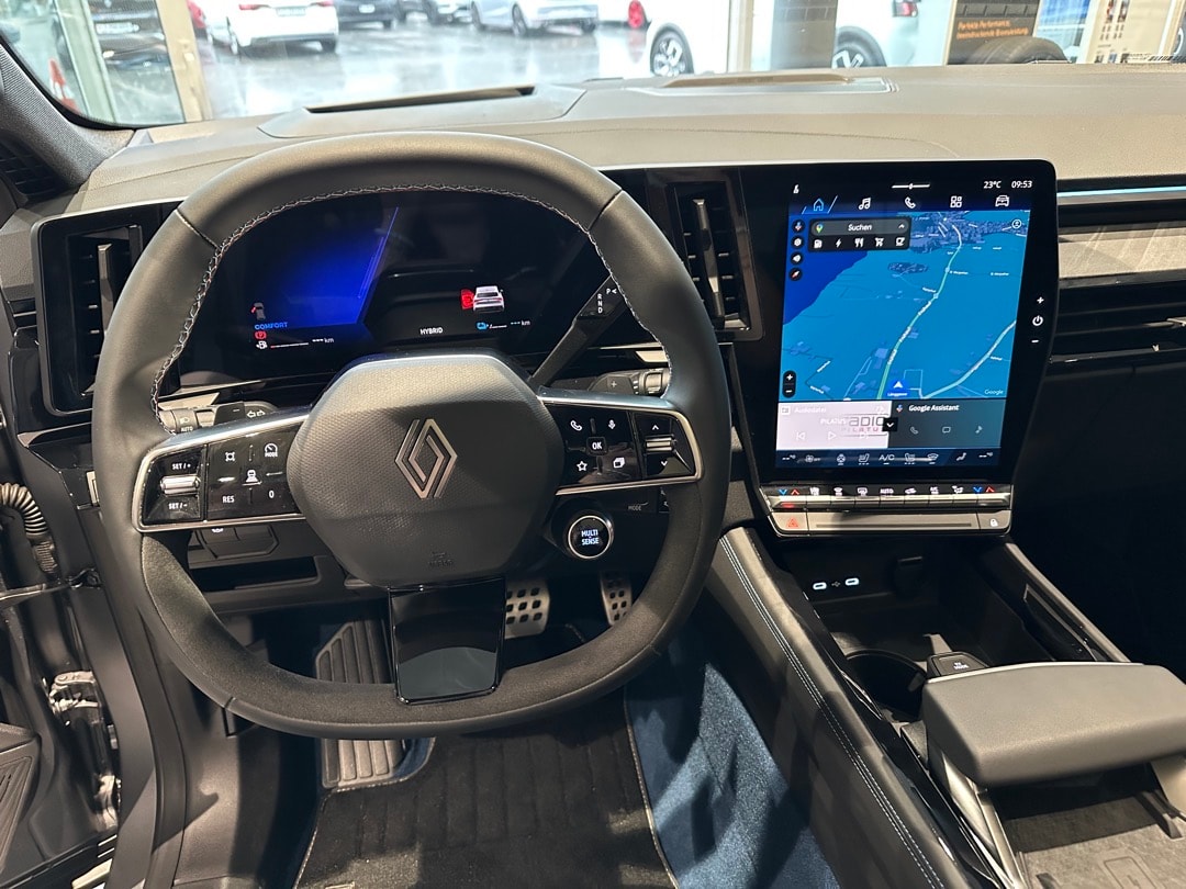 RENAULT Rafale 1.2 E-Tech Plug-in Hybrid 300 4x4 Atelier Alpine-image-16