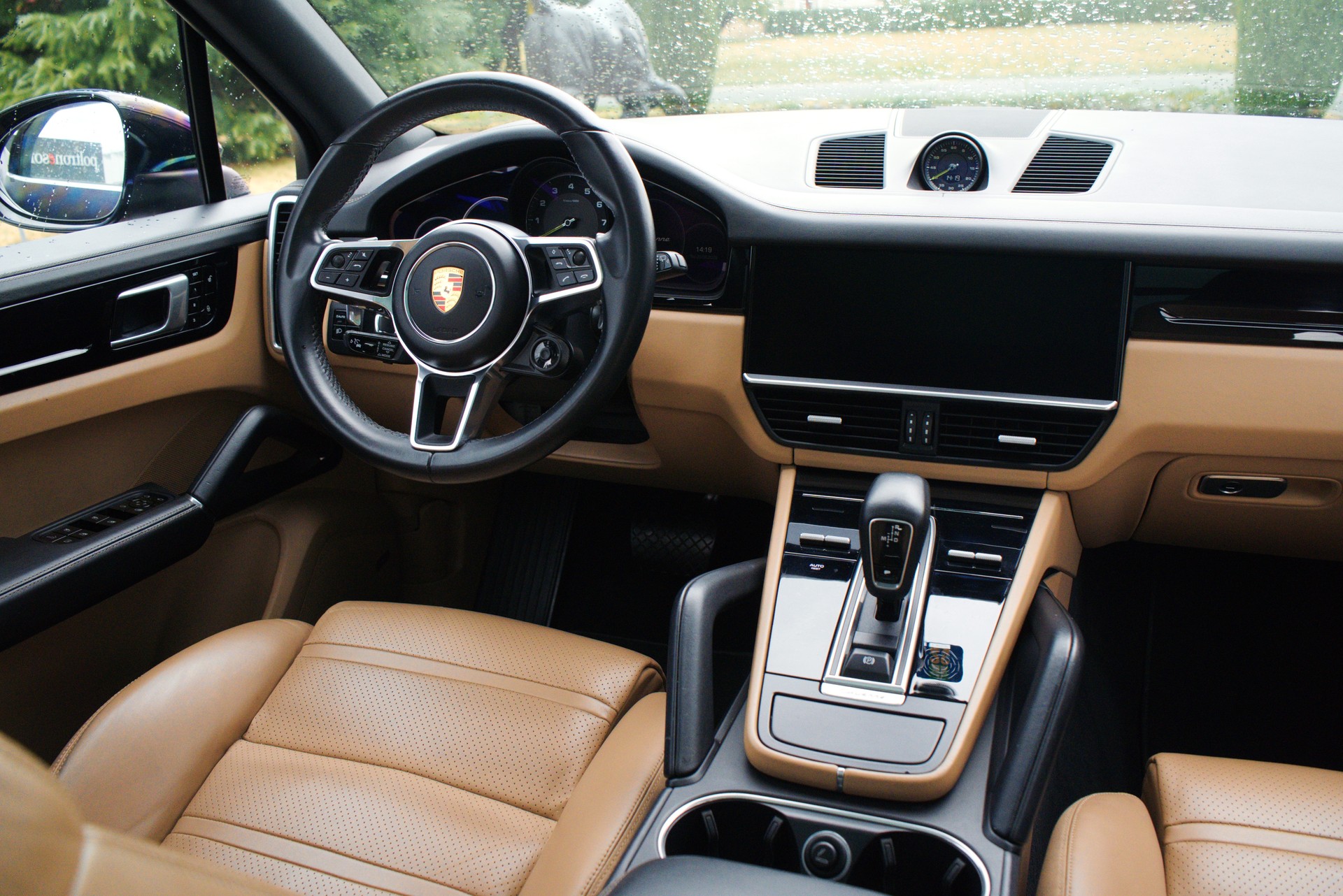 PORSCHE Cayenne E-Hybrid-image-6