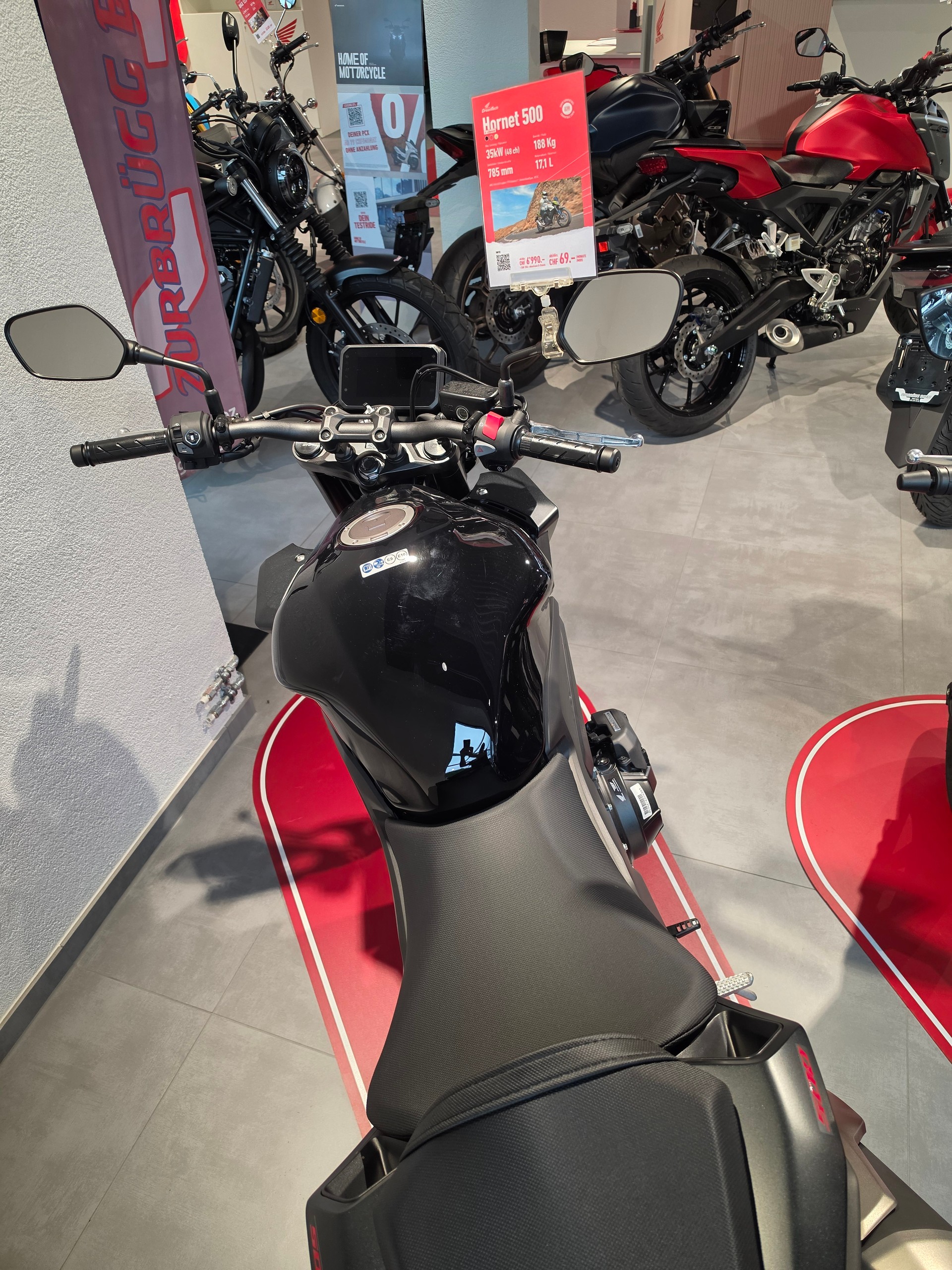 HONDA CB 500 Hornet-showroom-element-3