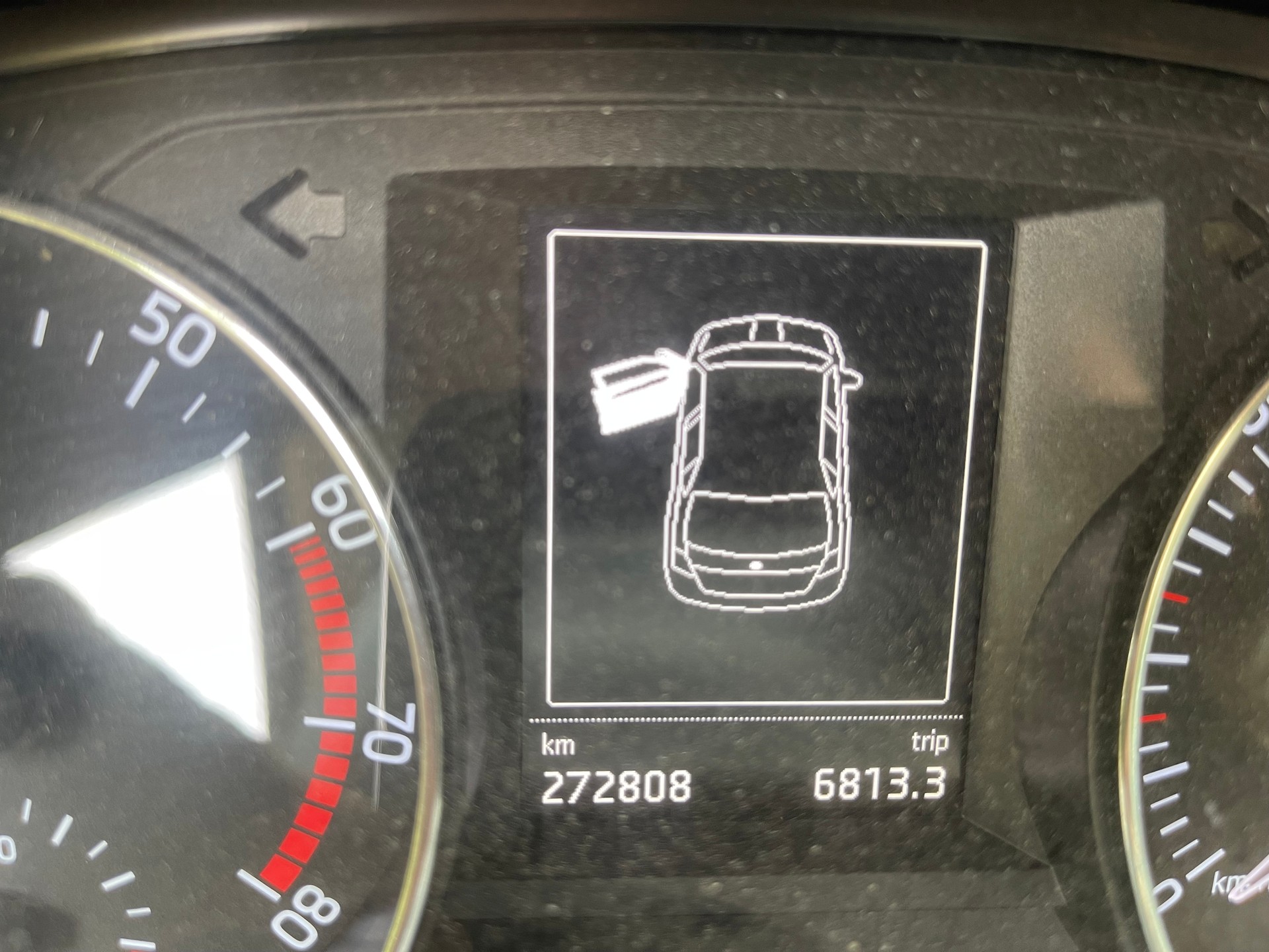SKODA Fabia 1.2 TSI Ambition DSG-image-9