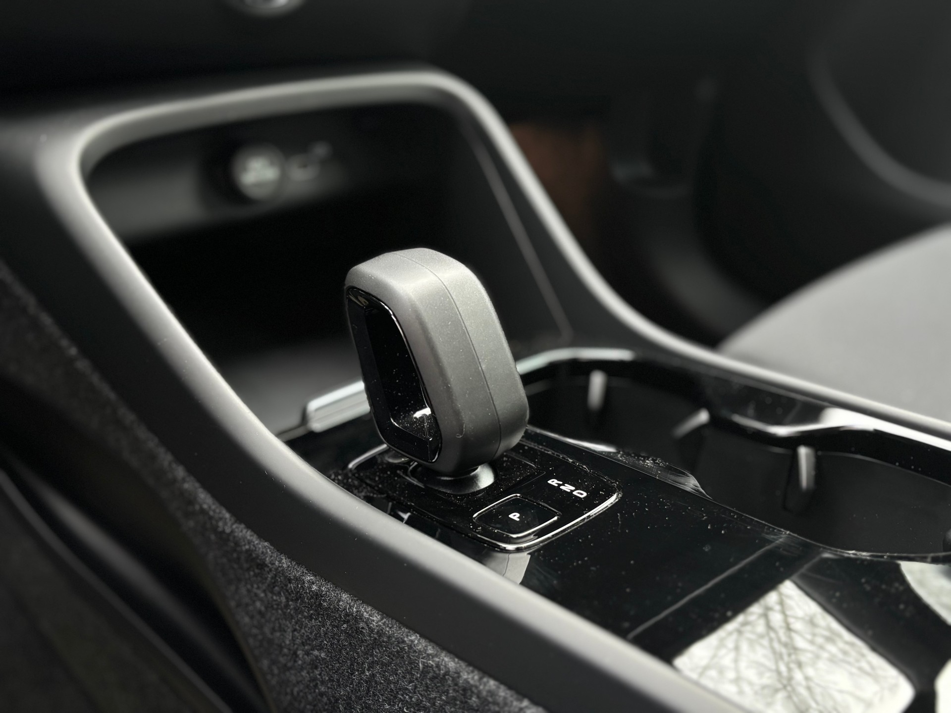 VOLVO C40 E60 Core-image-13