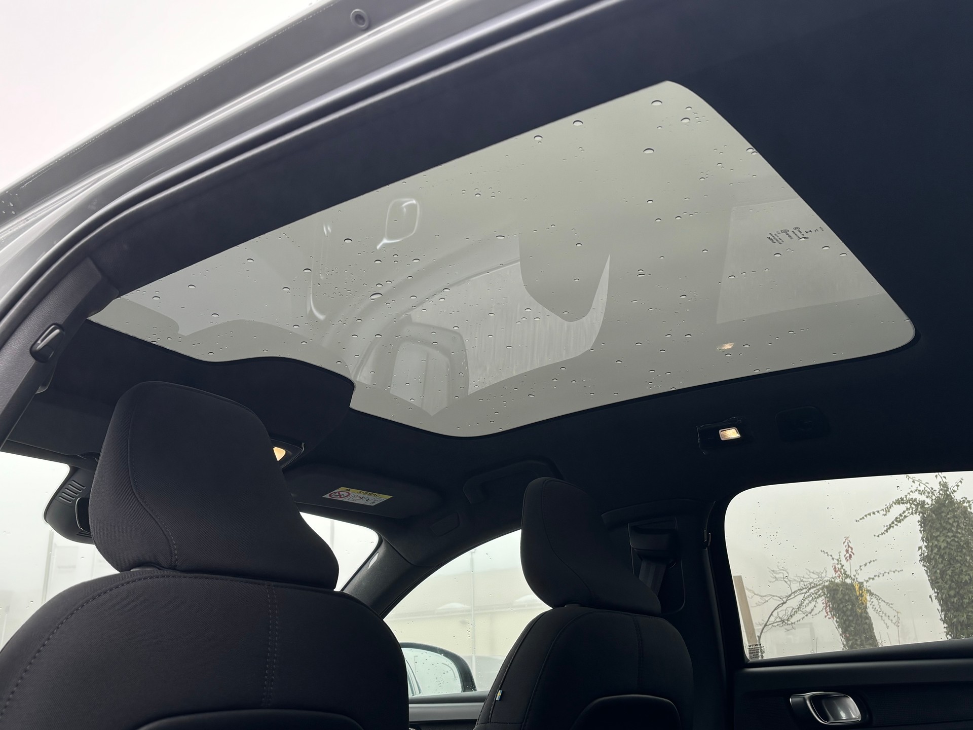 VOLVO C40 E60 Core-image-10