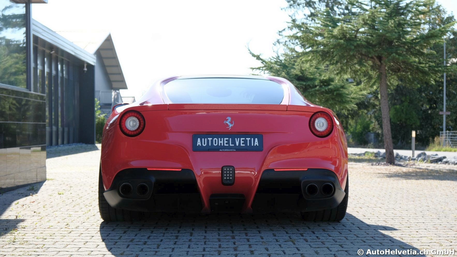 FERRARI F12 Berlinetta-image-6