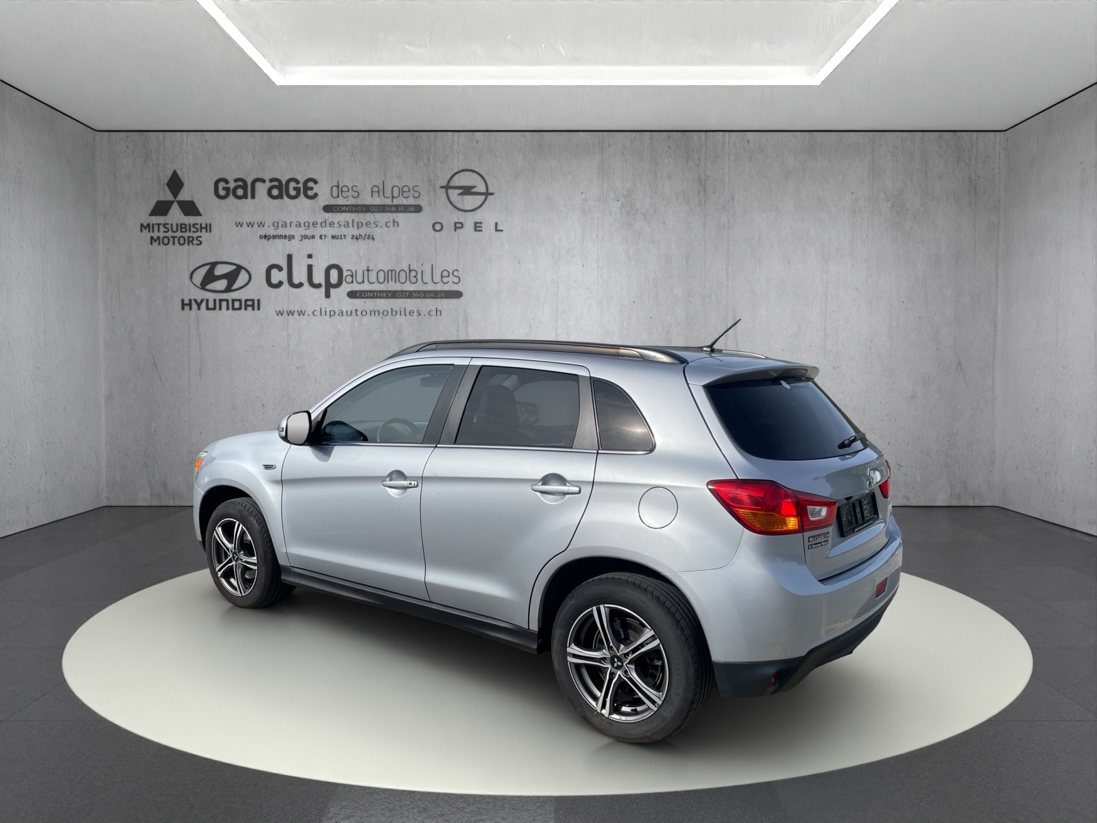 MITSUBISHI ASX 1.8 DID Sport 4x4-image-3