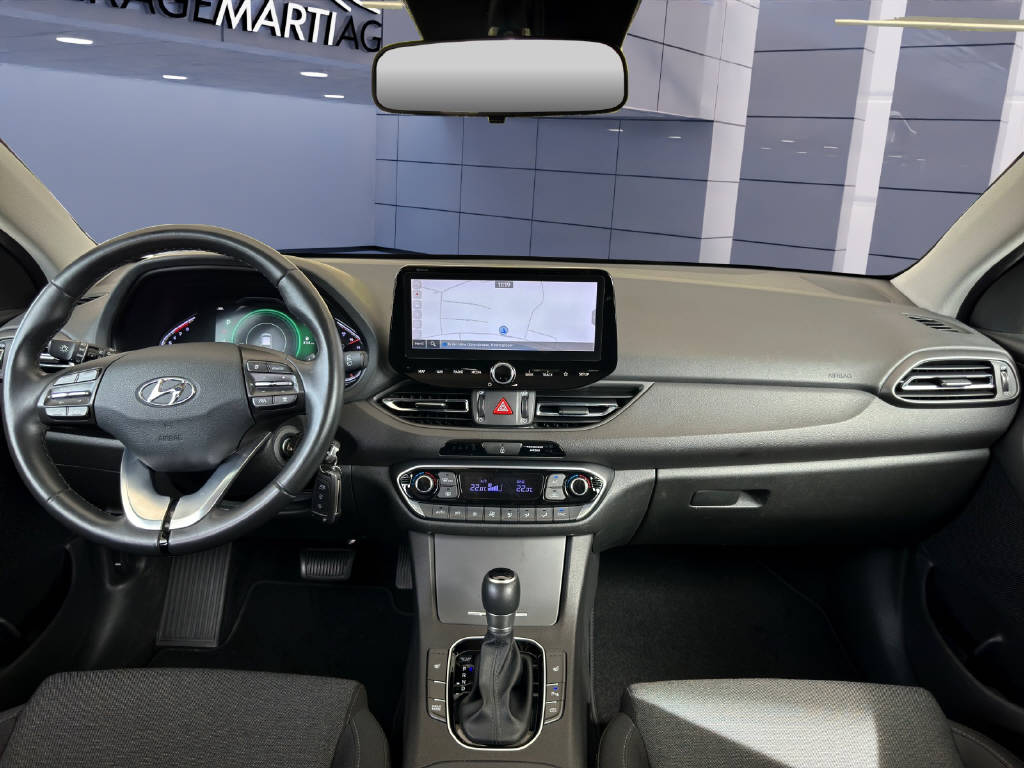 HYUNDAI i30 Wagon 1.5 T-GDi Amplia-image-11