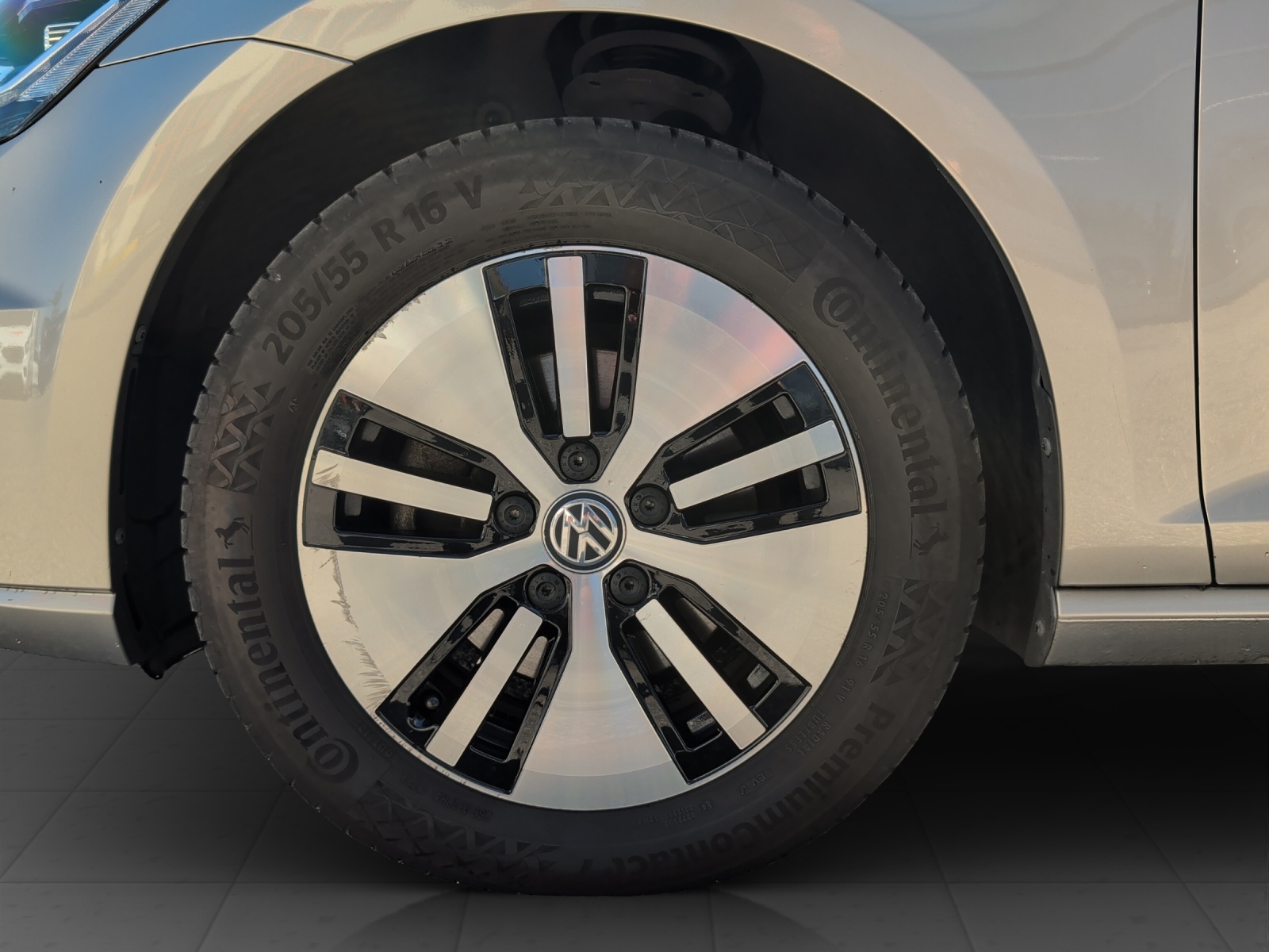 VW e-Golf-image-7