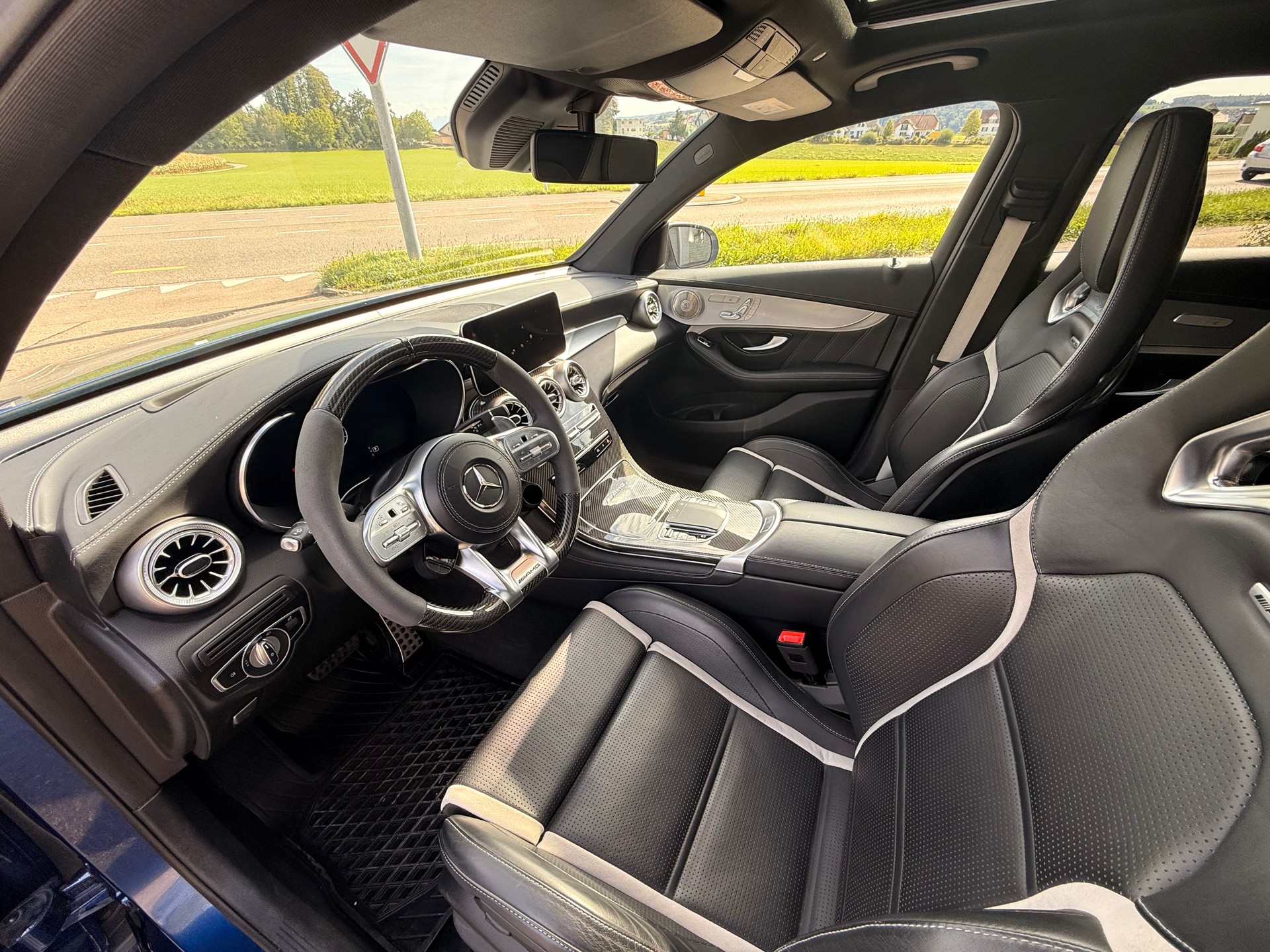 MERCEDES-BENZ GLC Coupé 63 S AMG 4Matic 9G-Tronic-image-10