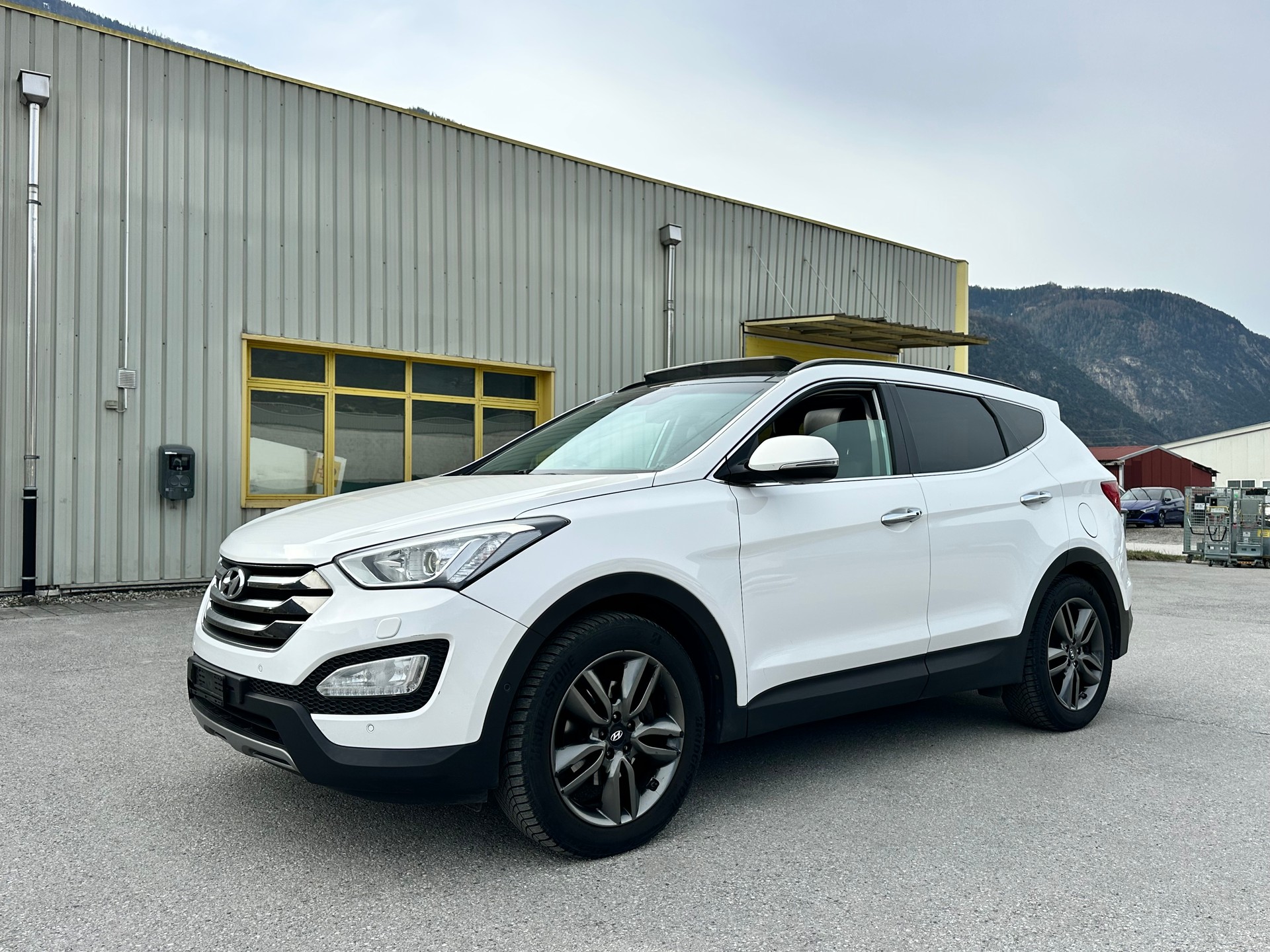 HYUNDAI Santa Fe 2.2 CRDI Vertex 4WD Automatic-image-1