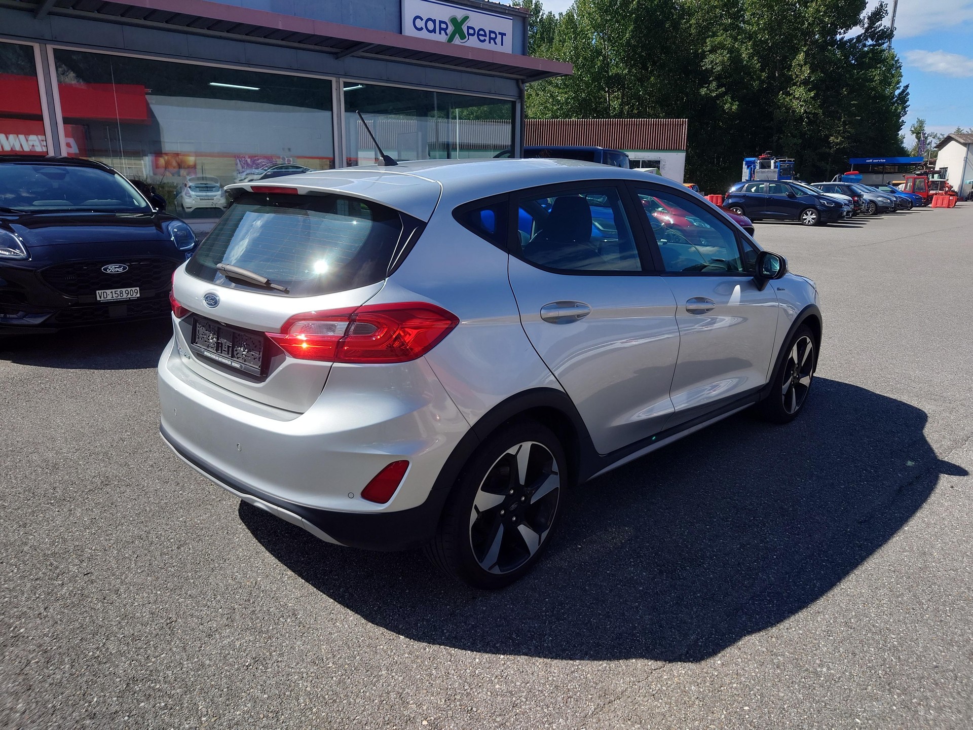 FORD Fiesta 1.0 EcoB 125 Active 2-showroom-element-2