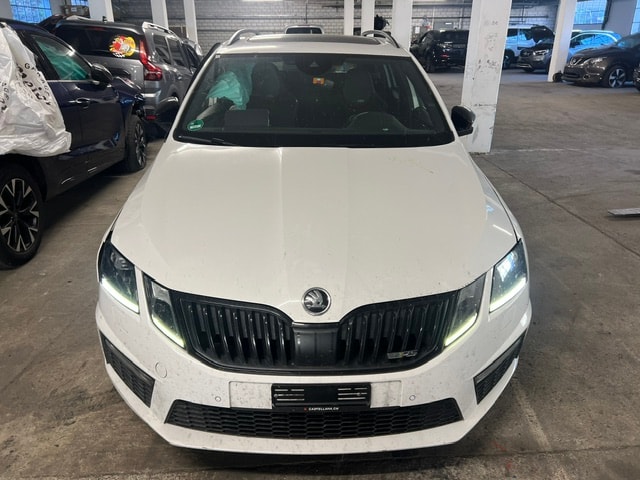 SKODA Octavia Combi 2.0 TDI RS 4x4 DSG-image-1