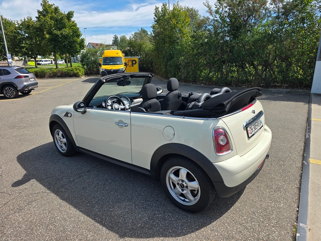 MINI Cabrio R57 1.6i One-image-13