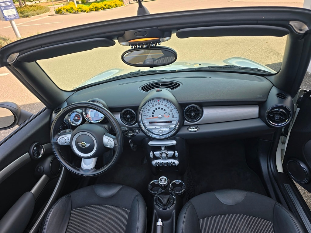 MINI Cabrio R57 1.6i One-image-20