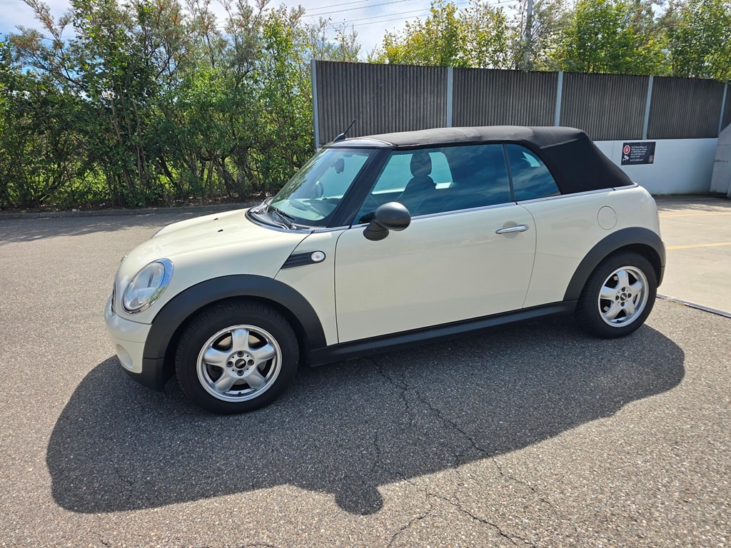 MINI Cabrio R57 1.6i One-image-2