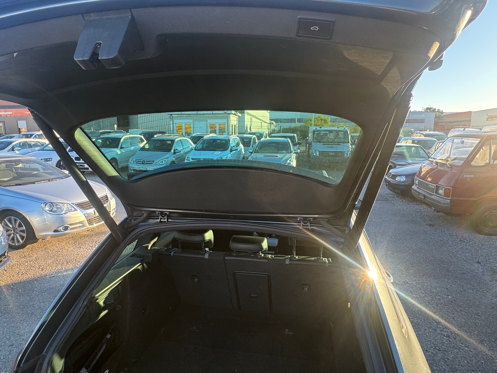 SKODA Octavia Combi 2.0 TDI RS 4x4 DSG-image-10