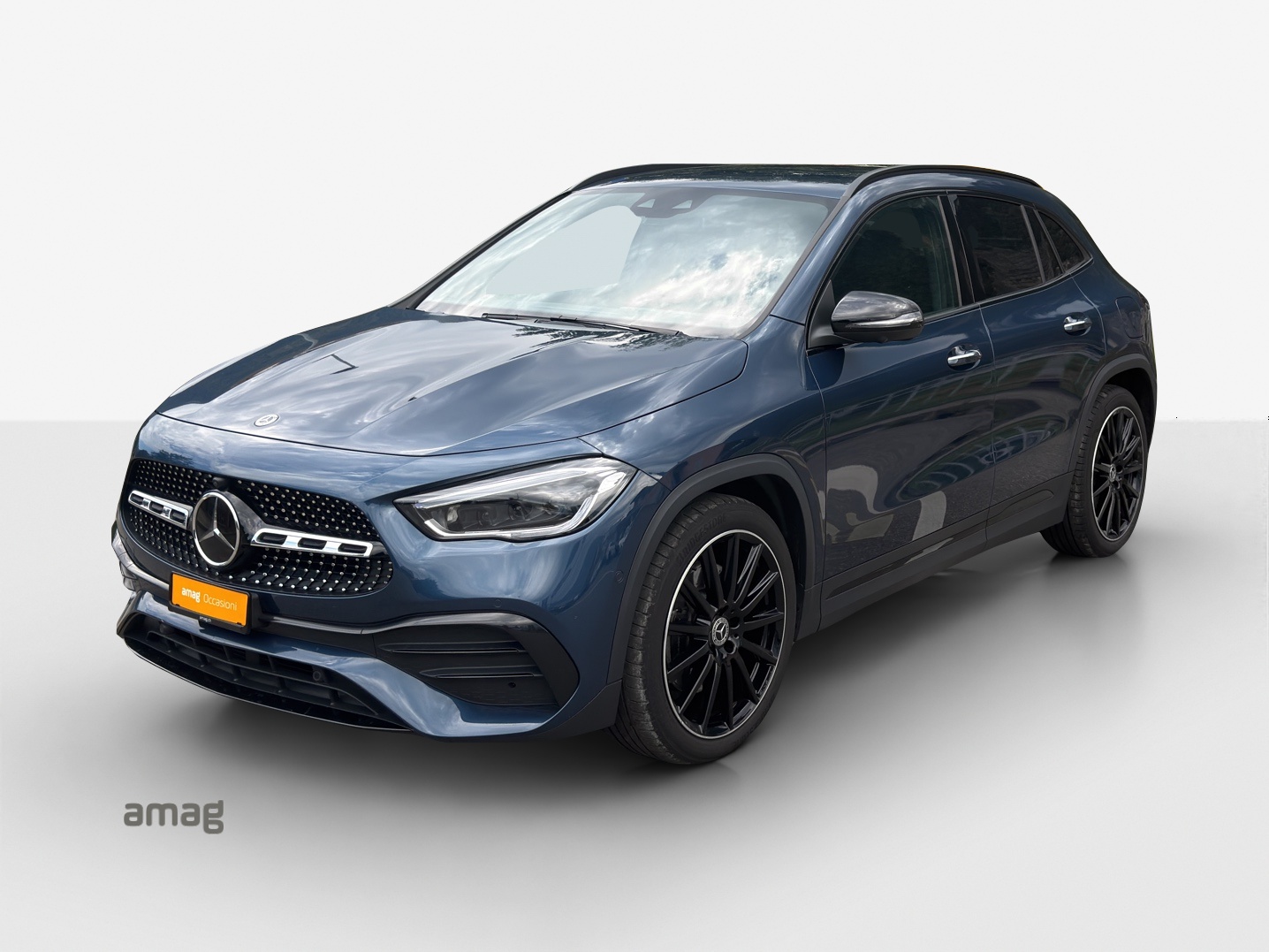 MERCEDES-BENZ GLA 250 4Matic AMG Line 8G-DCT-image-0