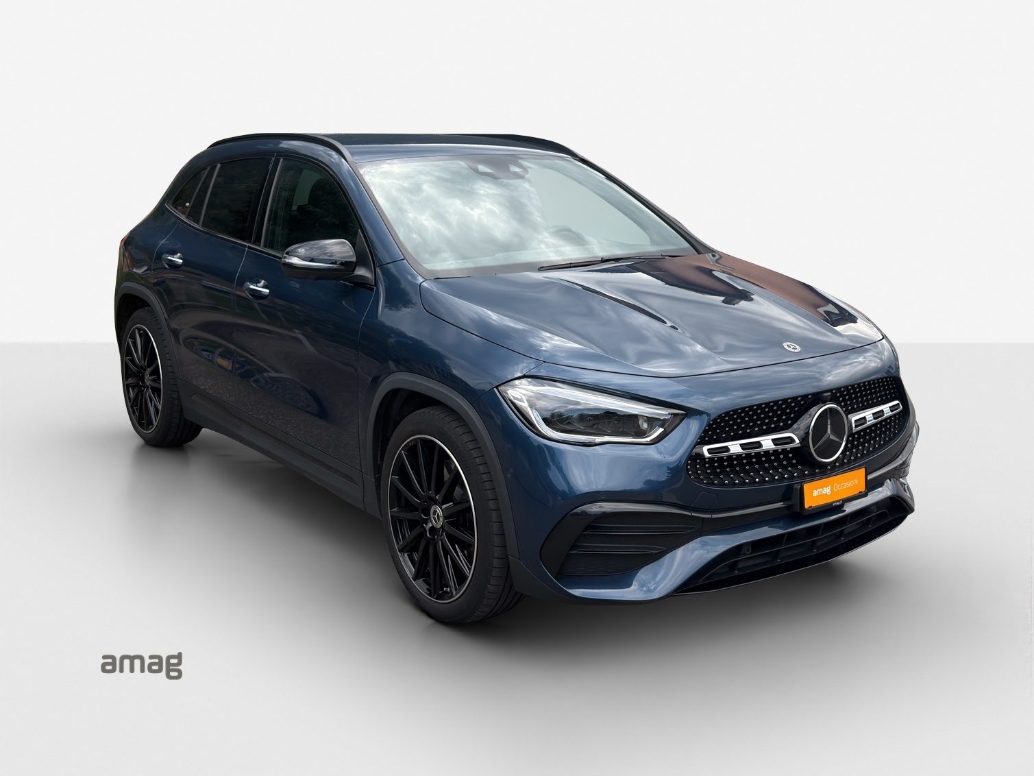 MERCEDES-BENZ GLA 250 4Matic AMG Line 8G-DCT-image-5