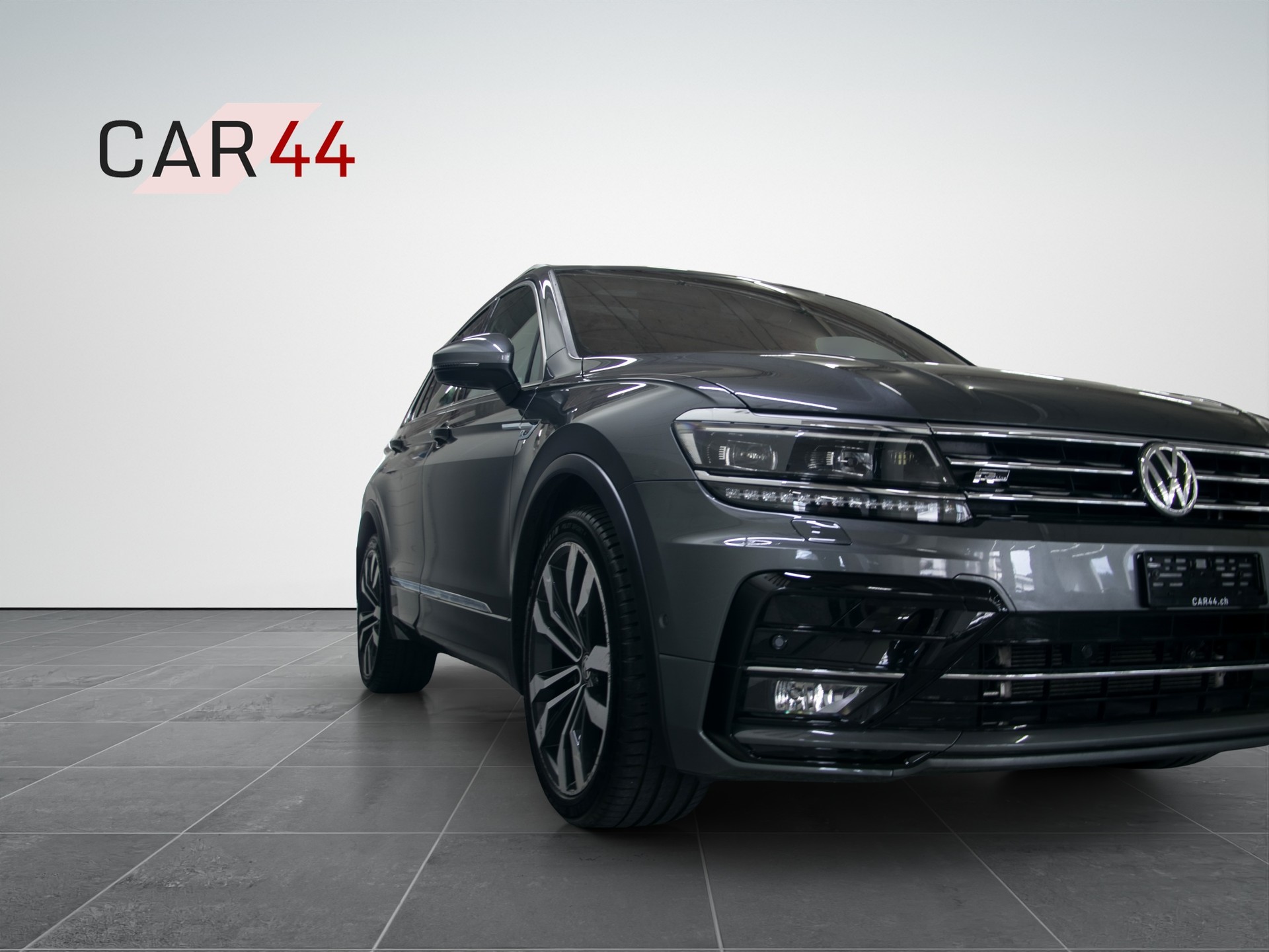 VW Tiguan 2.0TSI Highline 4Motion DSG-image-13