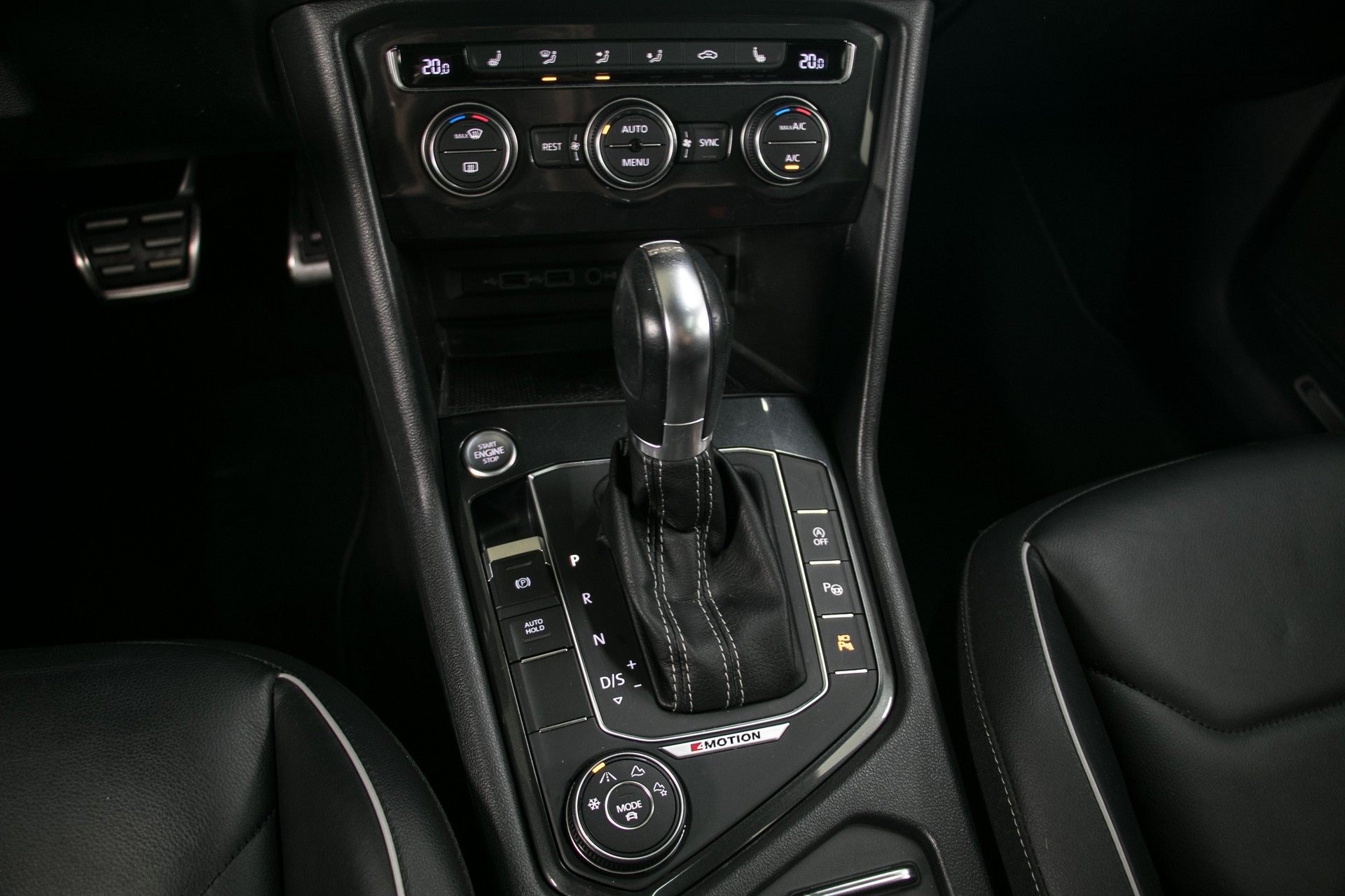 VW Tiguan 2.0TSI Highline 4Motion DSG-image-8