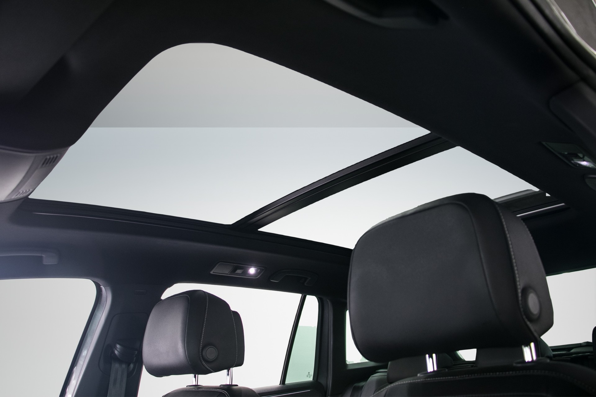 VW Tiguan 2.0TSI Highline 4Motion DSG-image-12