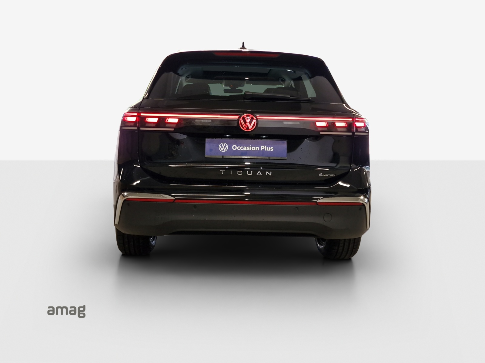 VW Tiguan 2.0 TSI DSG Elegance 4Motion-image-3