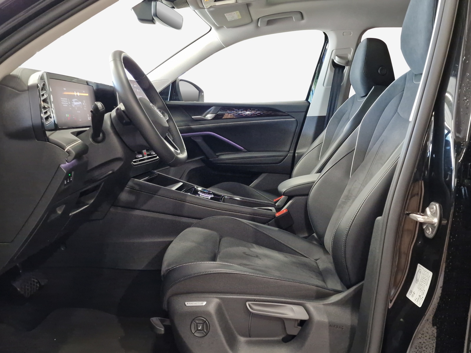 VW Tiguan 2.0 TSI DSG Elegance 4Motion-image-7