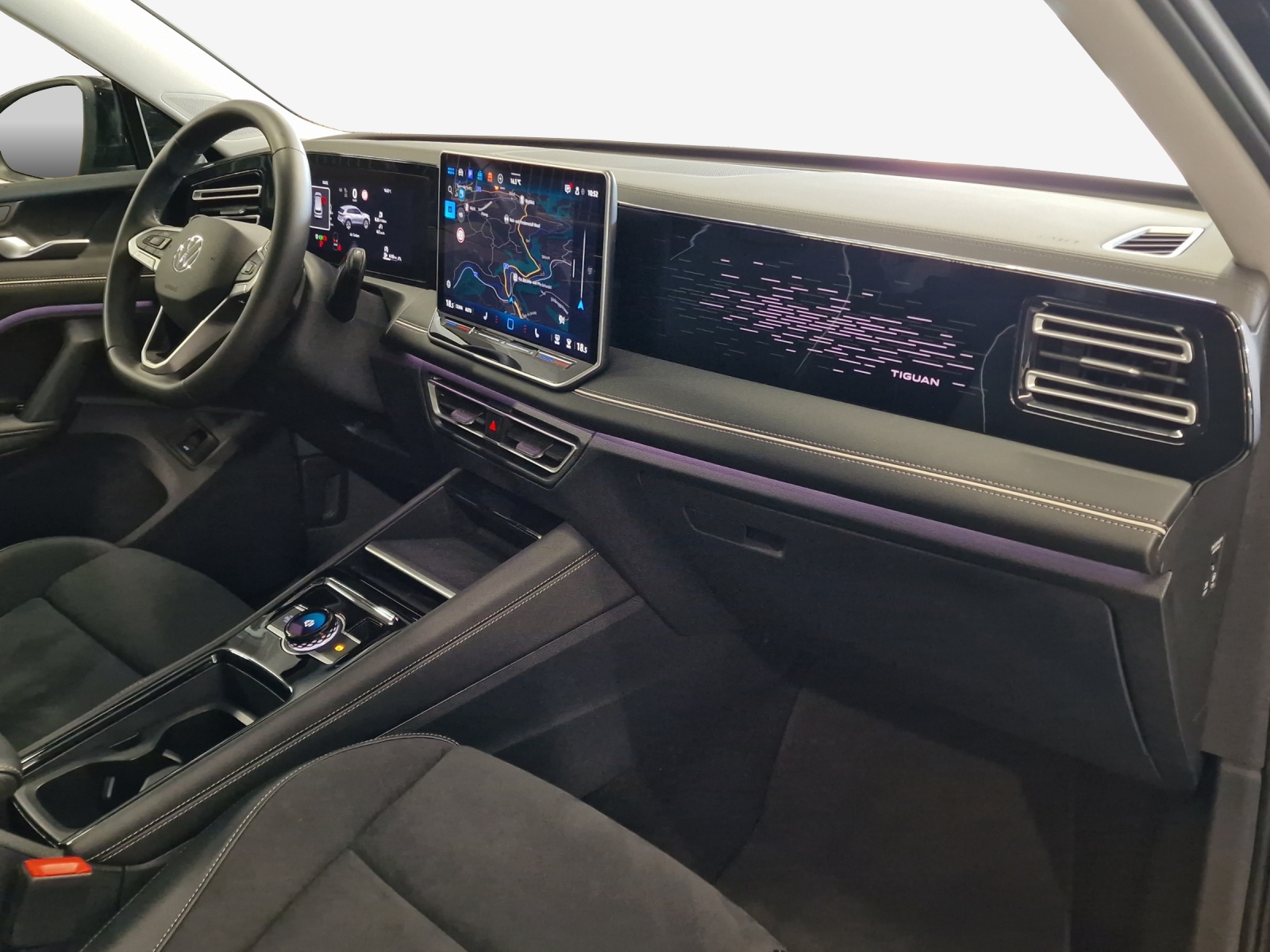 VW Tiguan 2.0 TSI DSG Elegance 4Motion-image-13