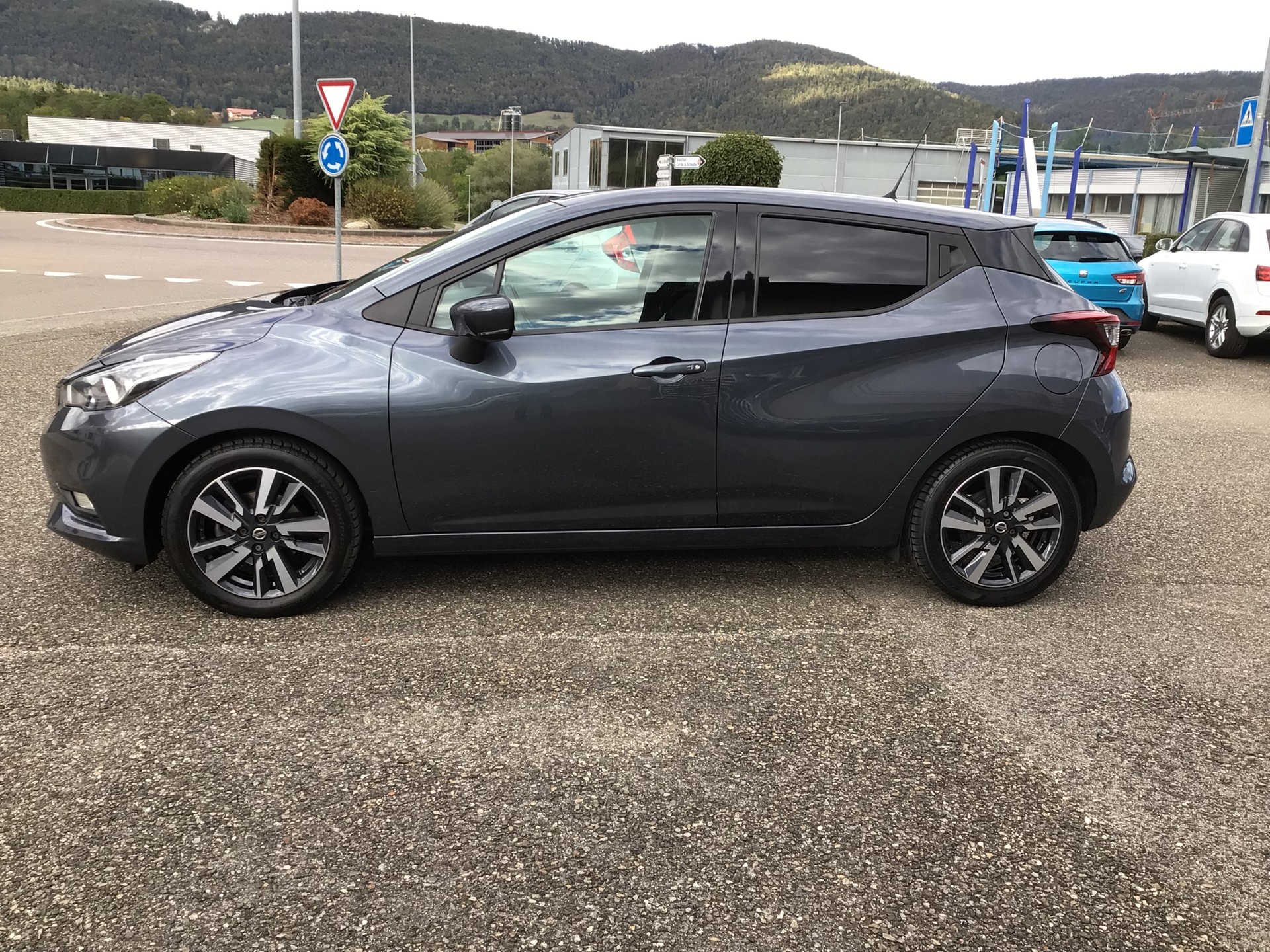 NISSAN Micra 0.9 IG-T n-connecta-image-13