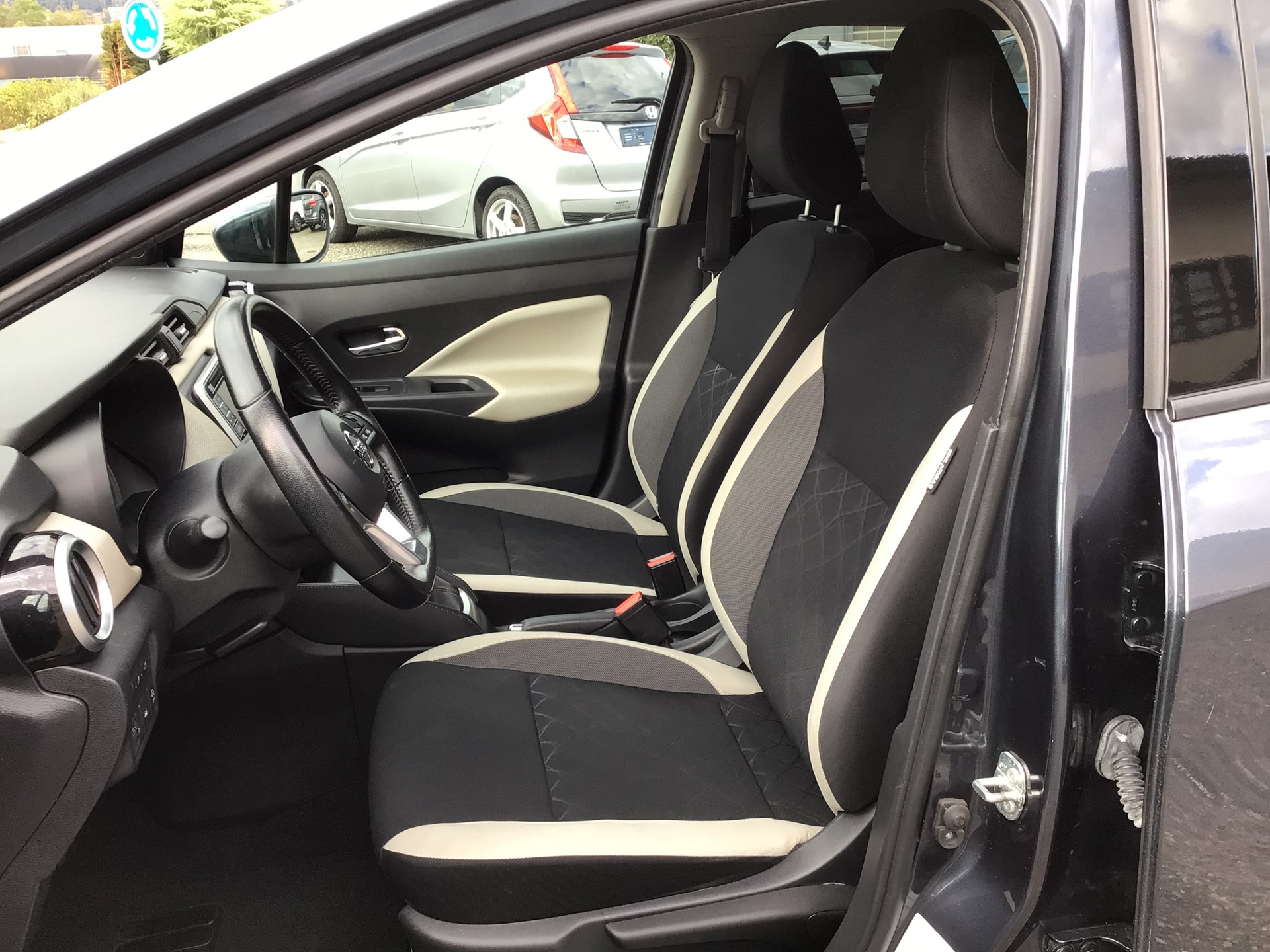 NISSAN Micra 0.9 IG-T n-connecta-image-5