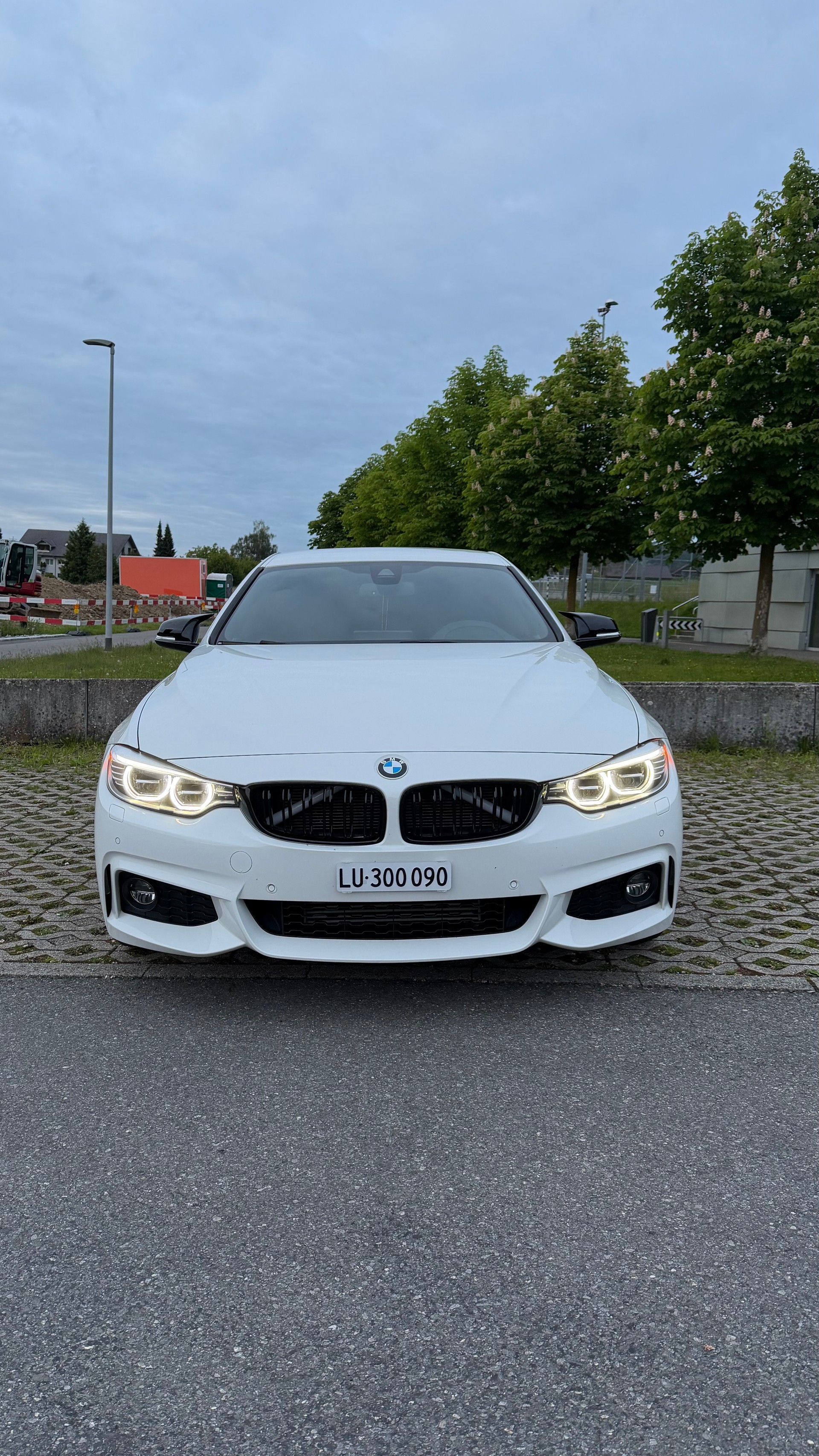 BMW 420i xDrive-image-1