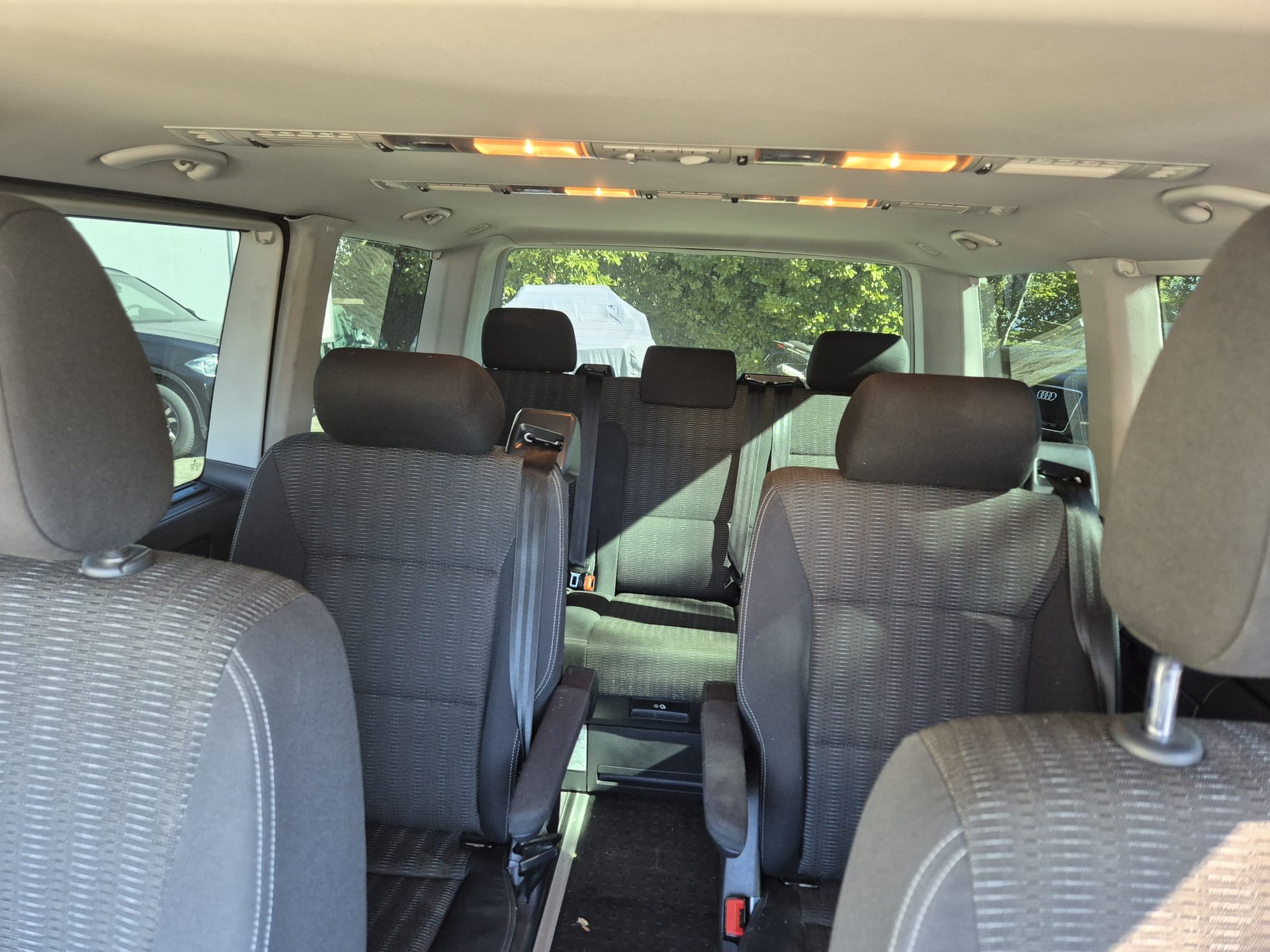 VW T6 Multivan 2.0 TDI 4Motion-image-4