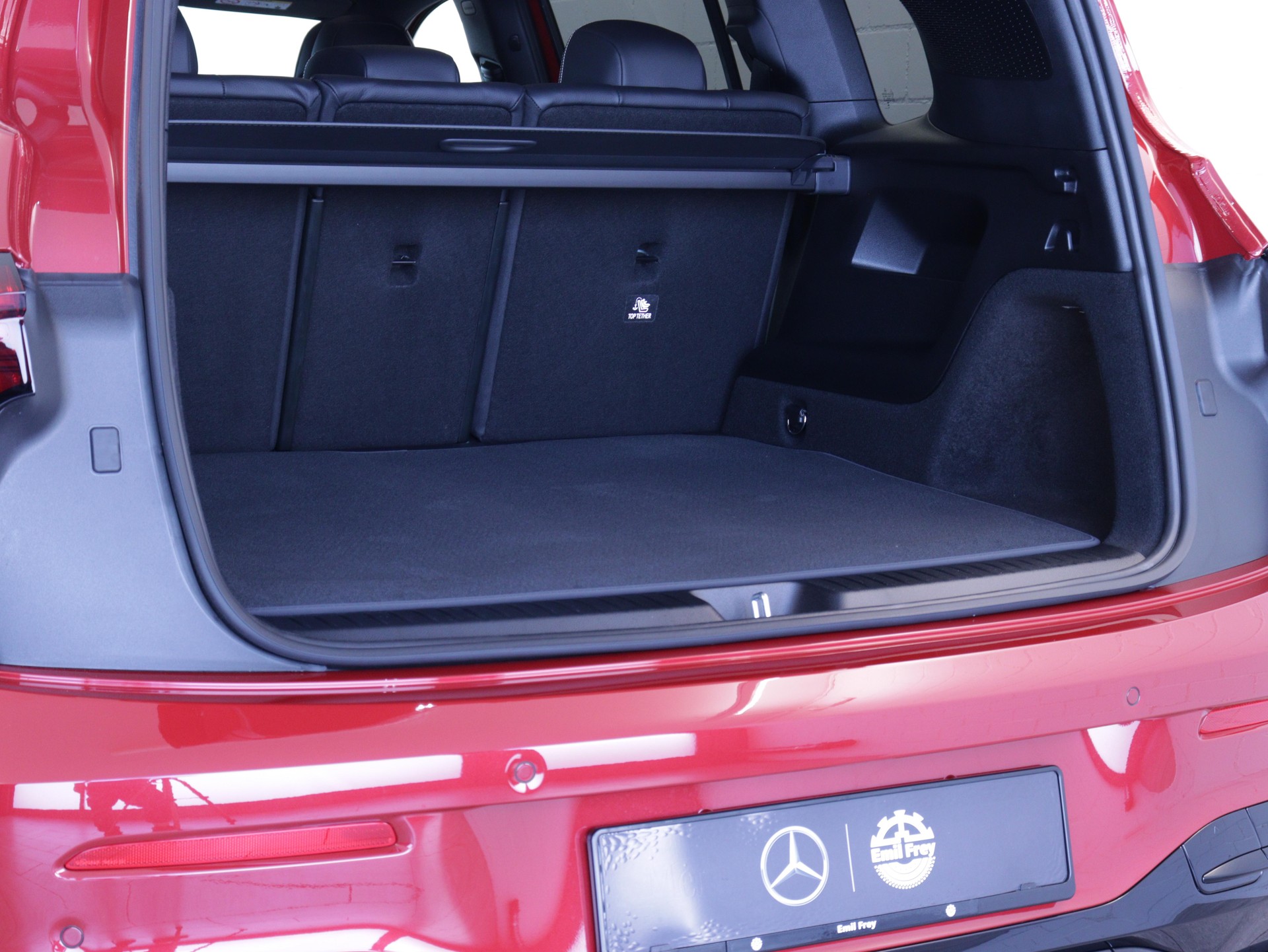 MERCEDES-BENZ GLB 220 4matic-image-12