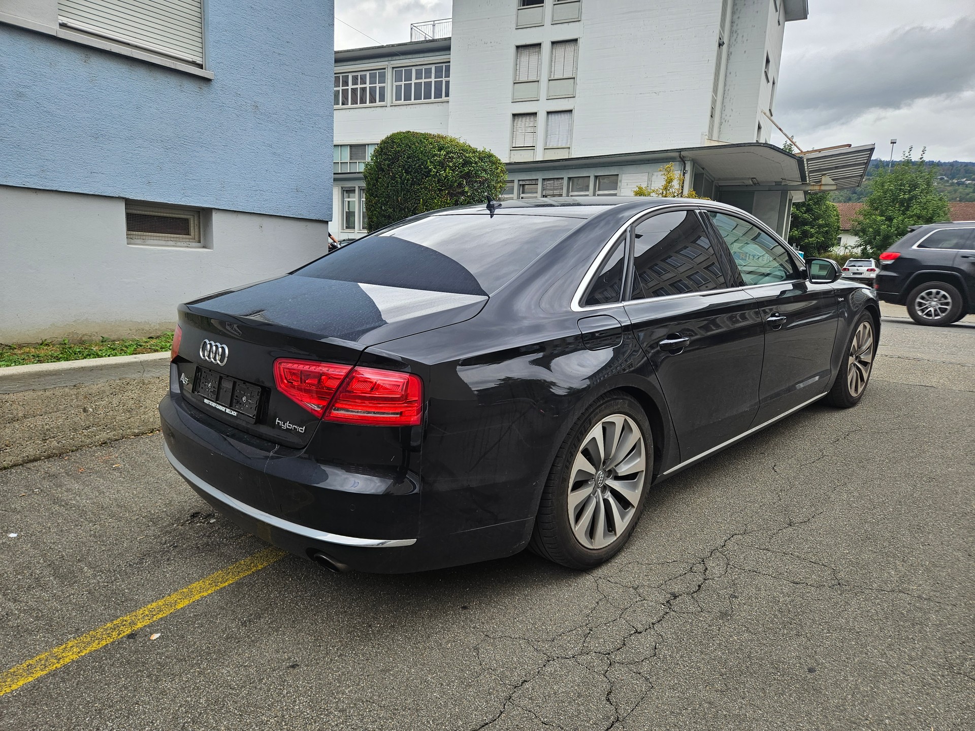 AUDI A8 2.0 TFSI hybrid tiptronic-image-3