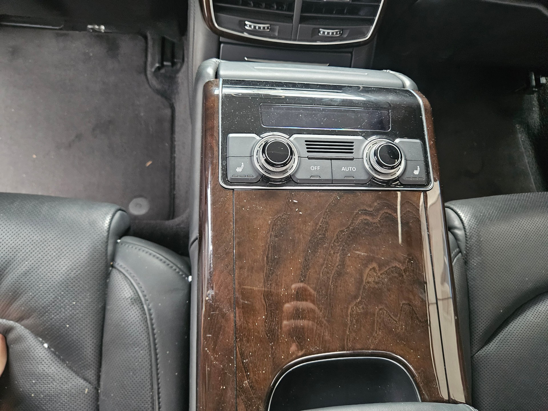 AUDI A8 2.0 TFSI hybrid tiptronic-image-9